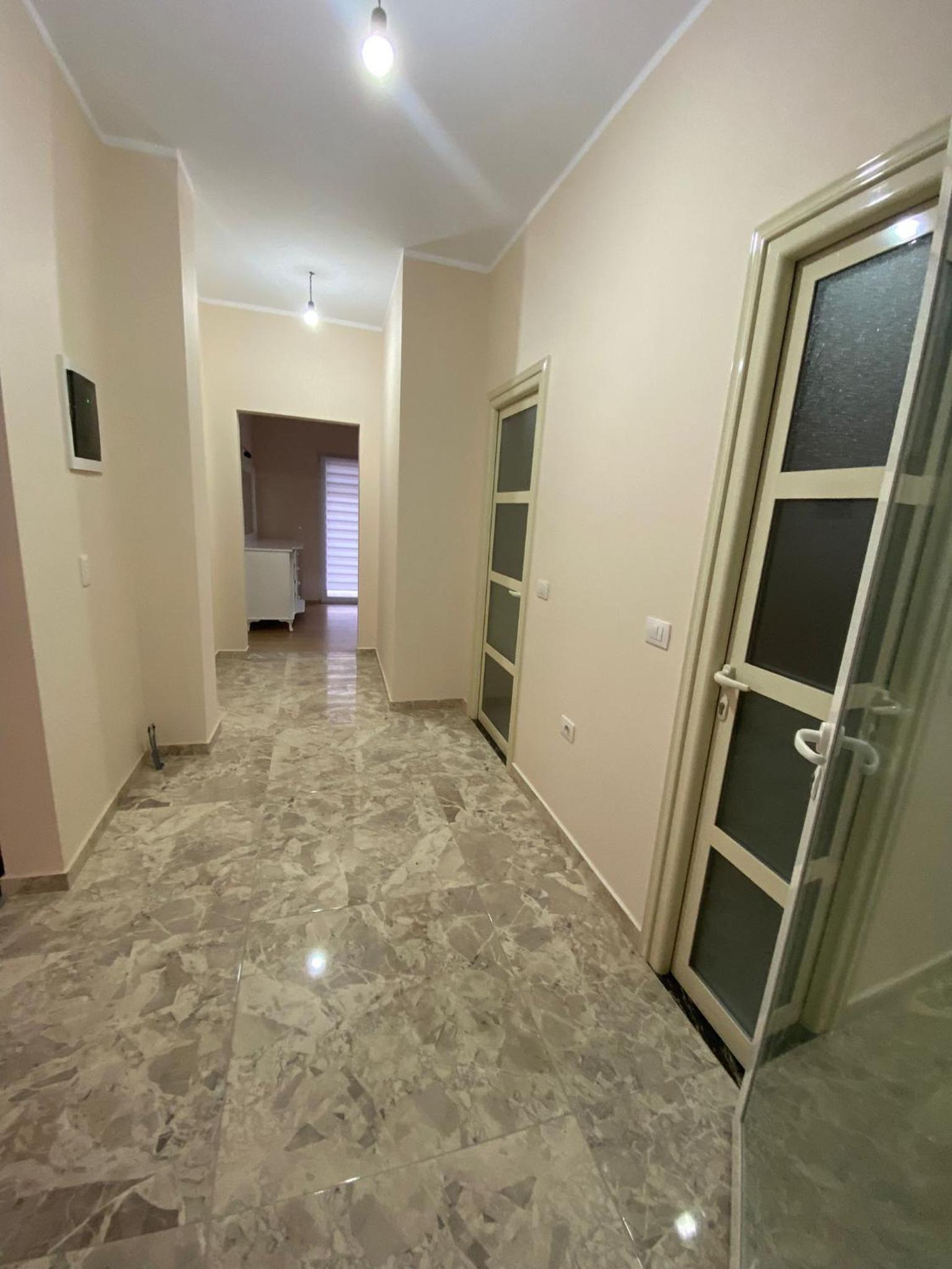Apartament Jony