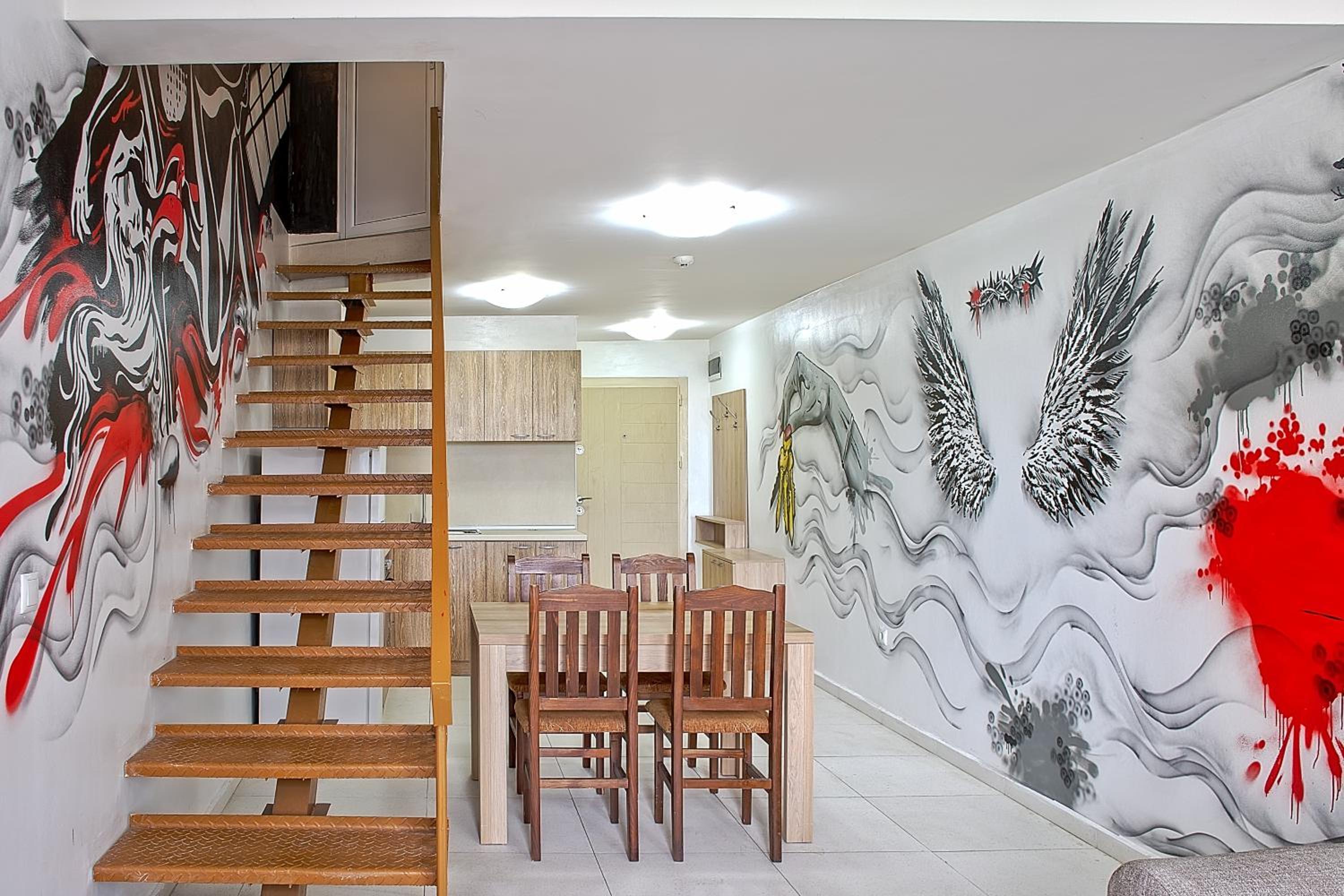 Sin City double stage apartment