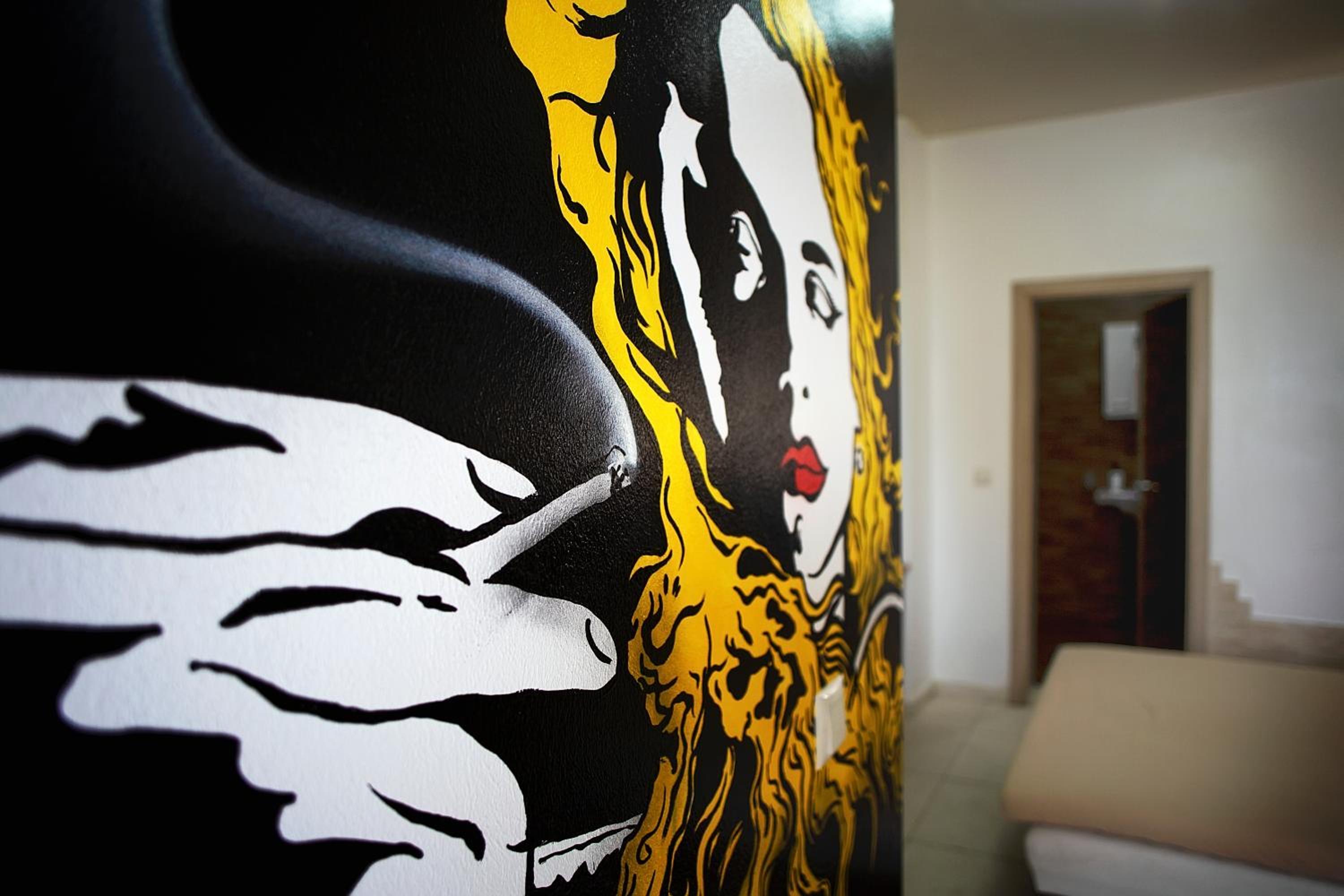 Sin City double stage apartment