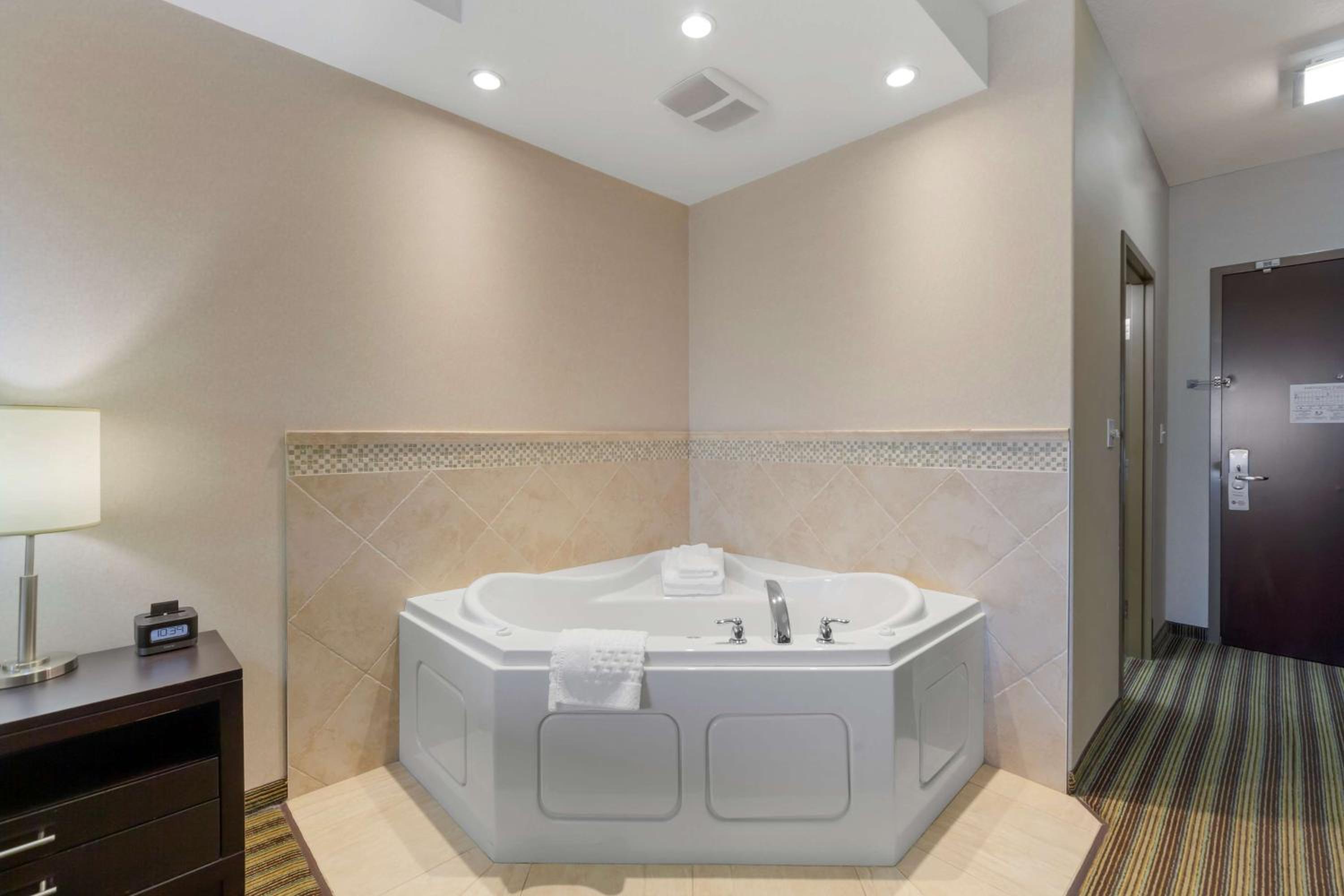Best Western Plus Sherwood Park