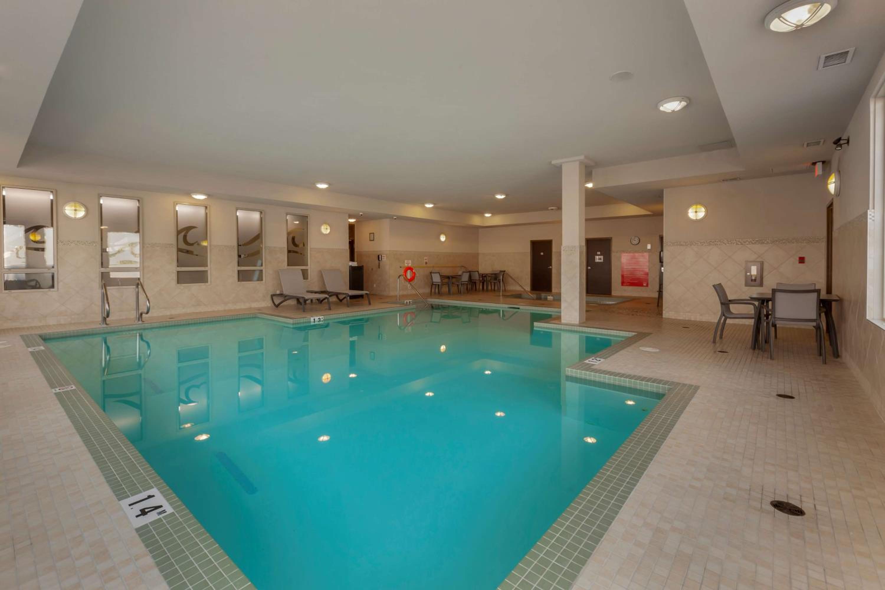 Best Western Plus Sherwood Park - Image 3