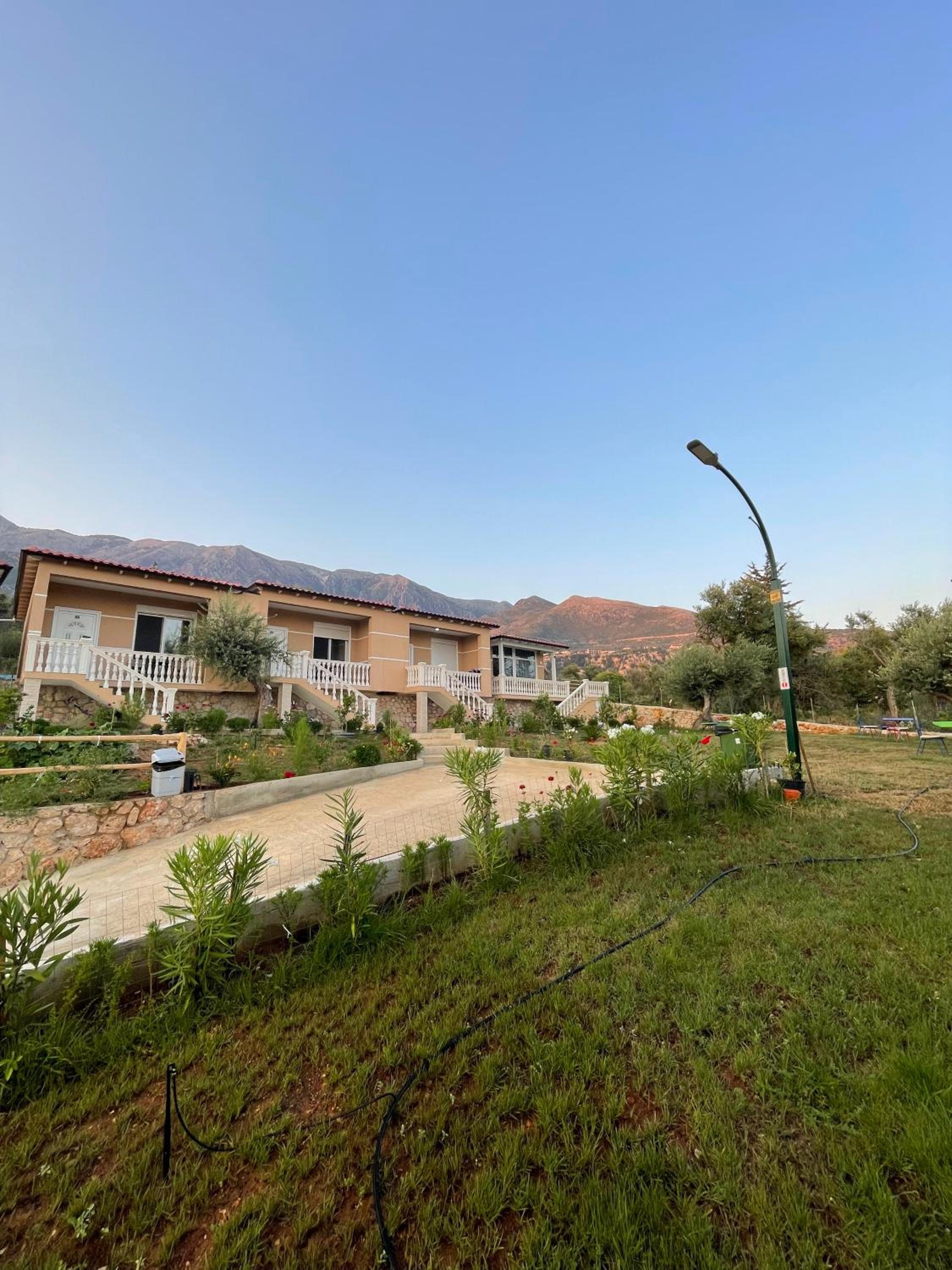 Essos Villas