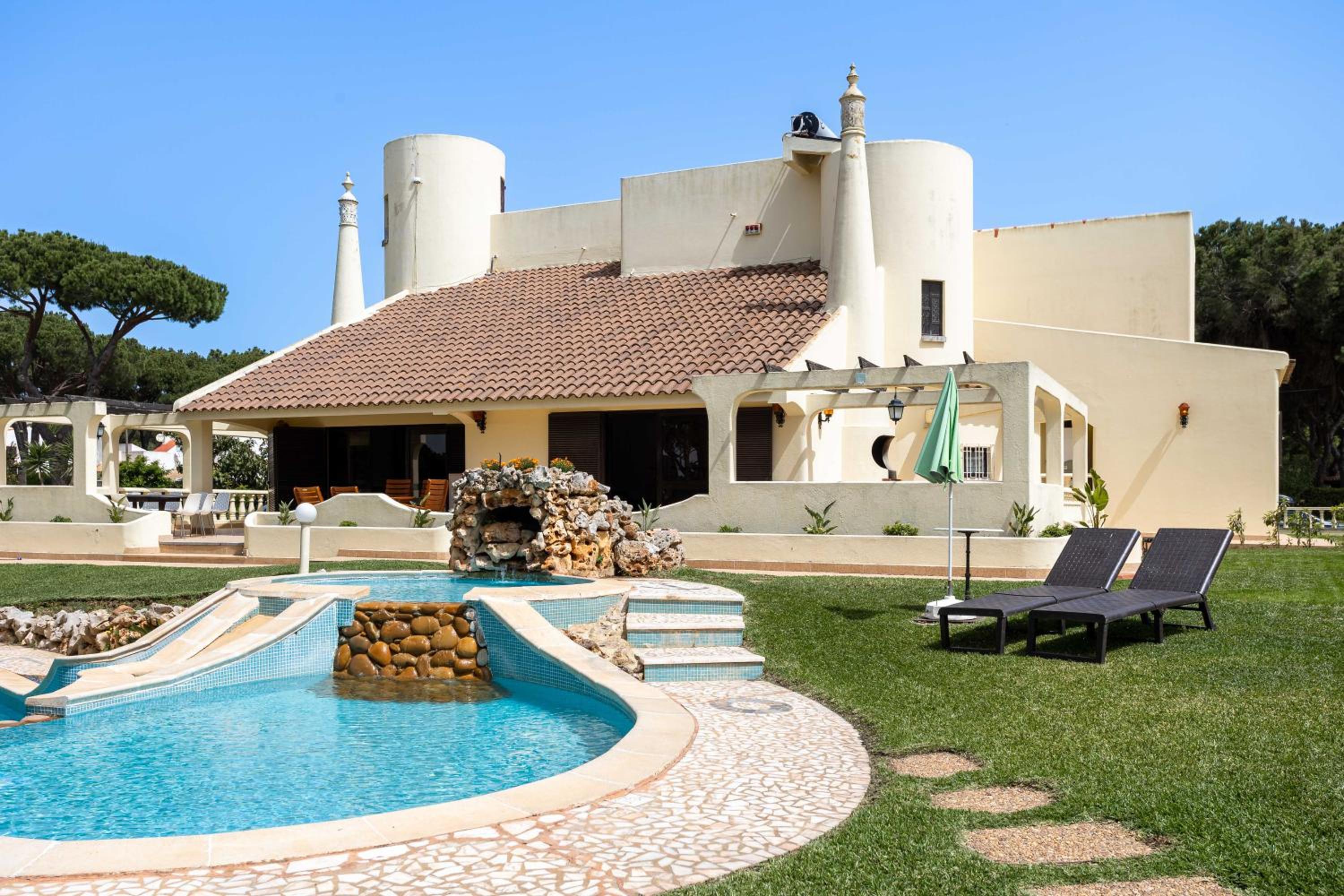 Home Out Vila do Lince - 8 Ensuite, Heated Pool & Gym - Marina Vilamoura view 5