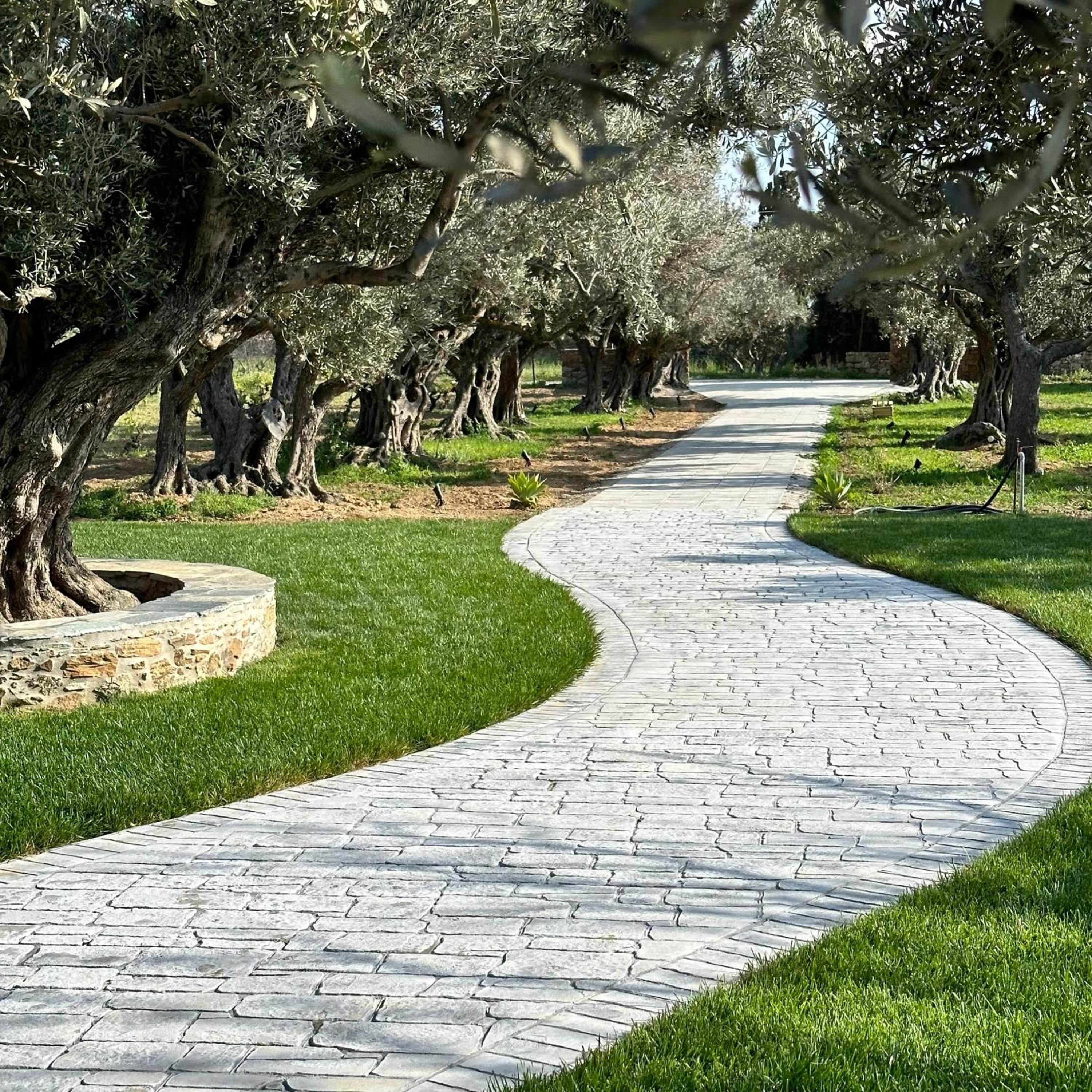 Peristerionas Estate