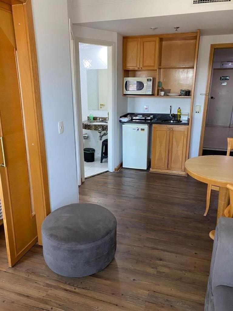 Flat bem localizado na região de Pinheiros!
