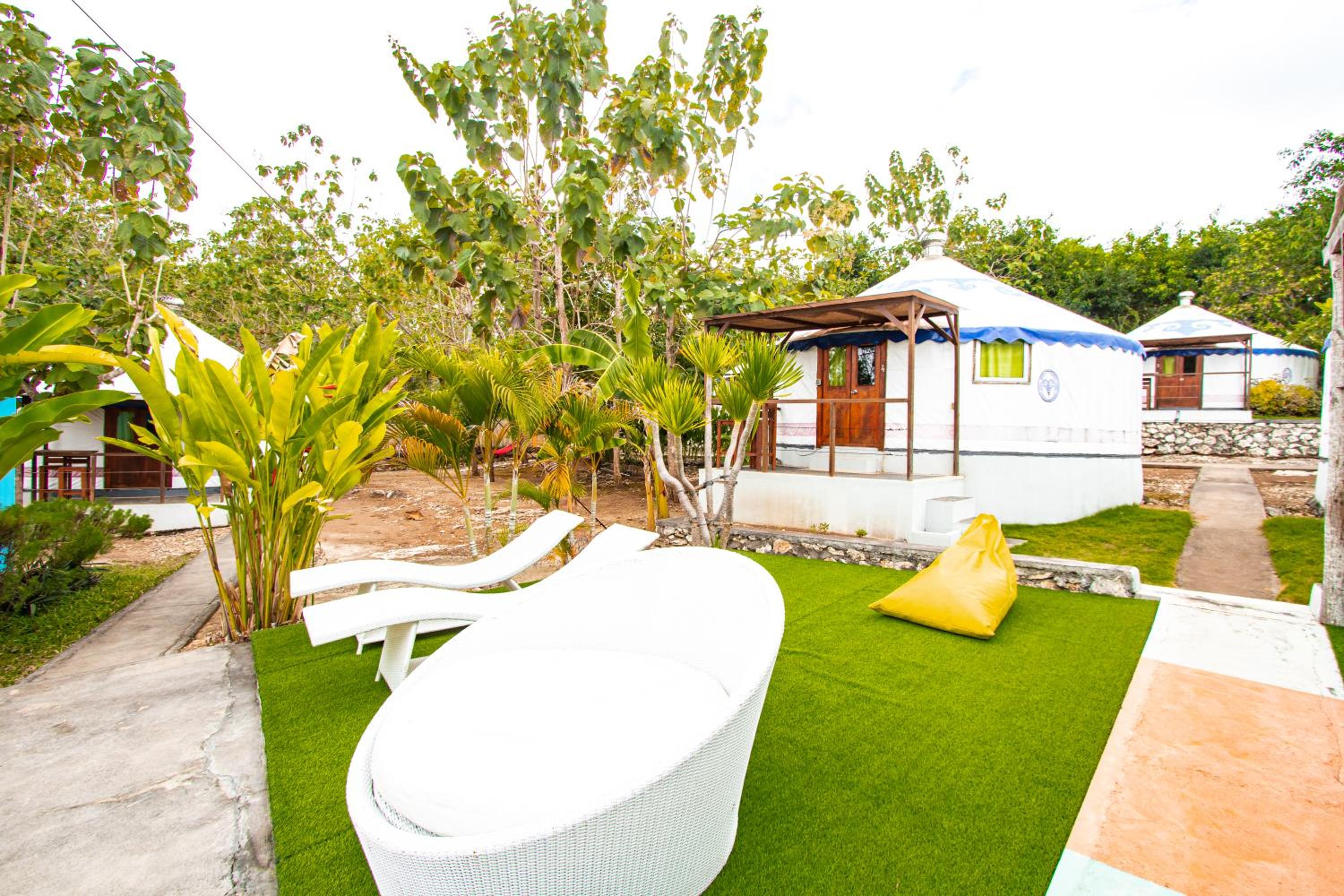 Nusa Penida Yurt view 2