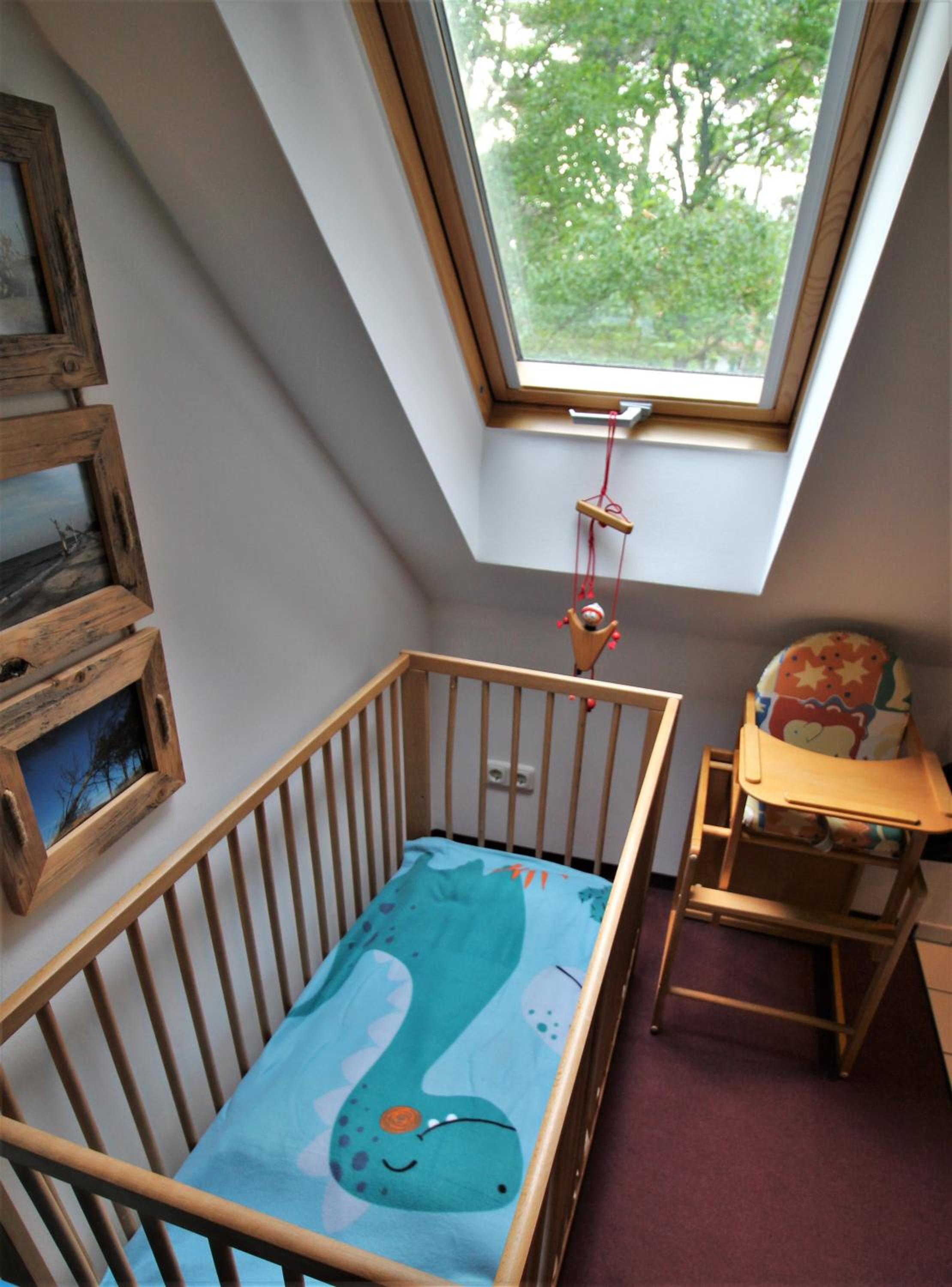 Strandvilla Hubertus Boltenhagen - H7 - Ferienwohnung Maisonette Apartment Kandinsky mit seitlichem Meerblick Parkplatz WLAN voll ausgestattete Küche Garte