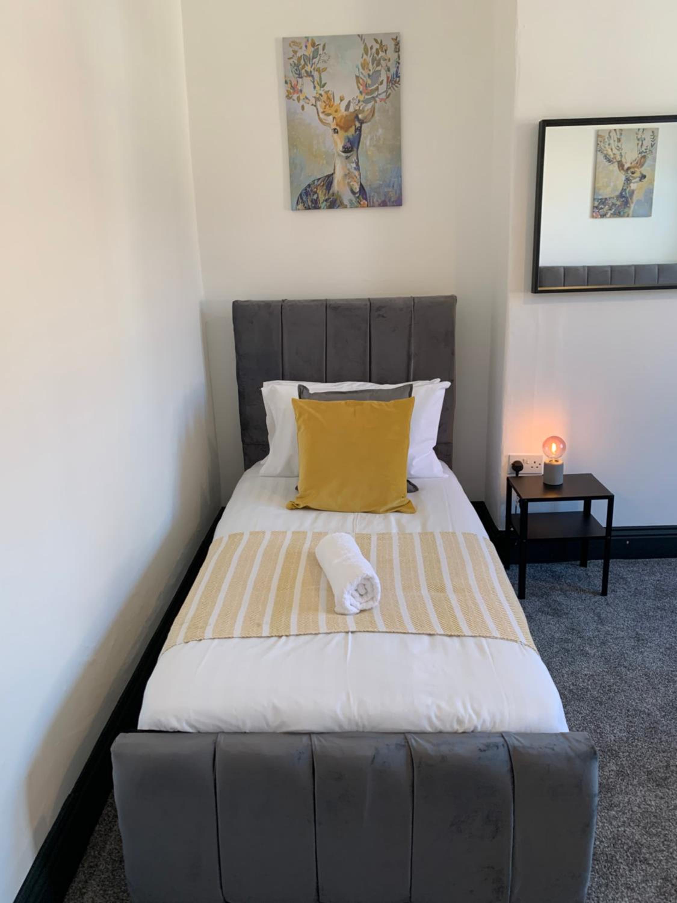 Gateshead Vacations - Faraday - Central location Ideal for contractors and visiting Newcastle Free Wifi Free Parking - Property Image 4