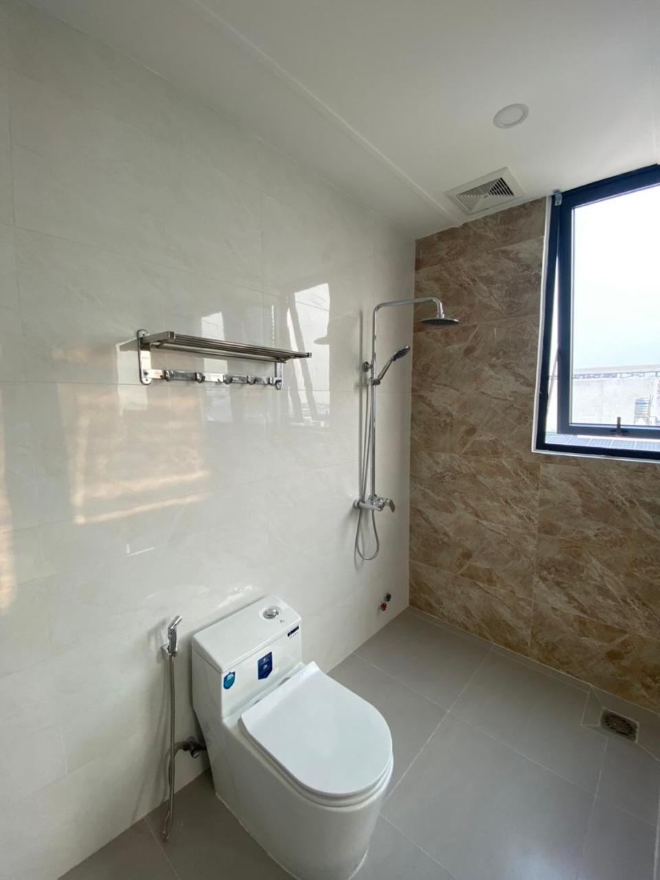 KHÁCH SẠN Biển Xanh