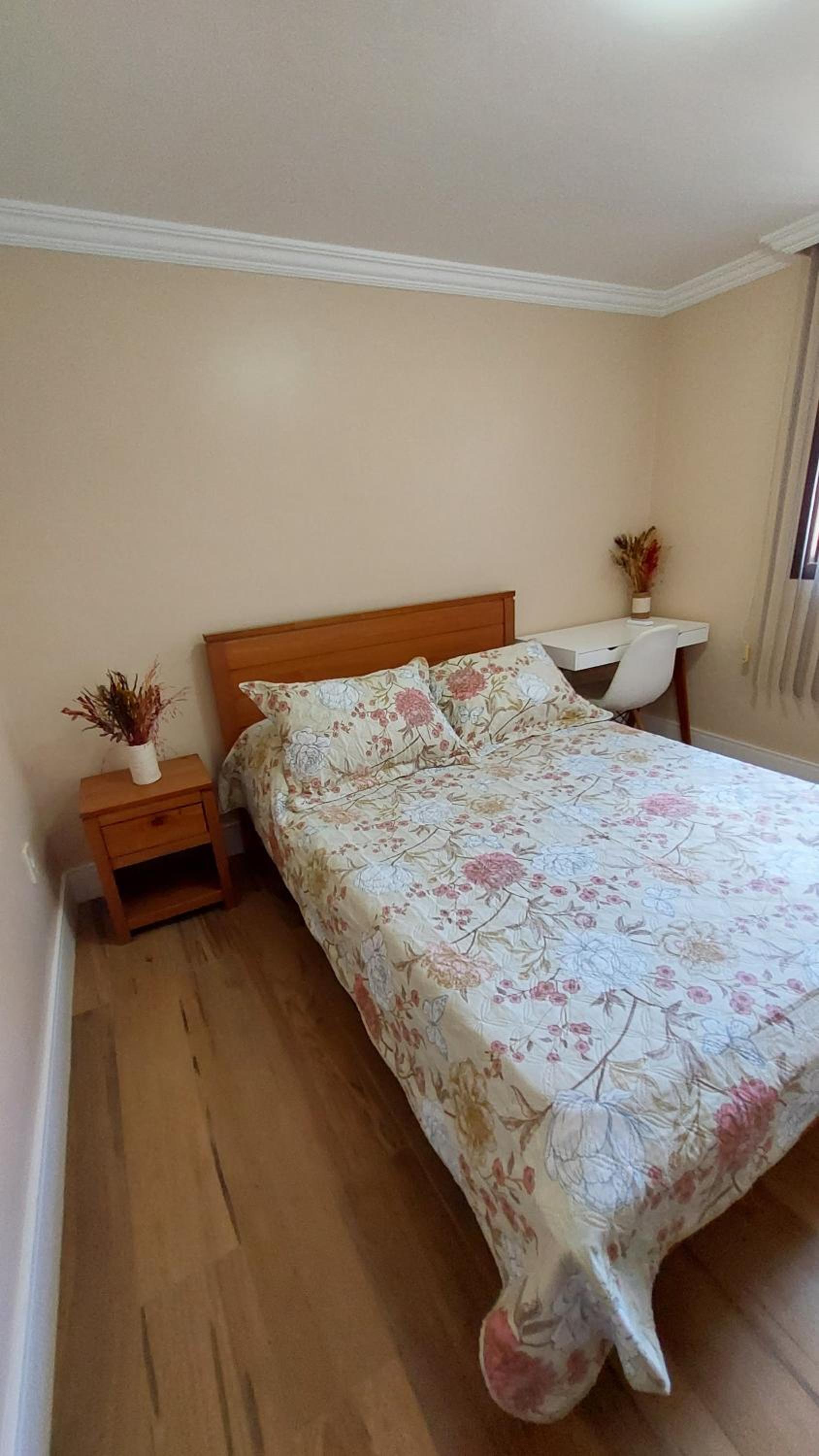 Linda Casa no Jardim Mariléa com Área Gourmet e Hidromassagem!