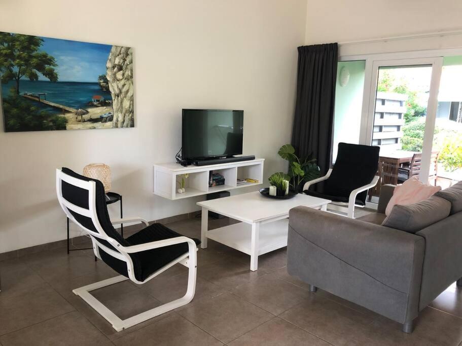 Casa Floor