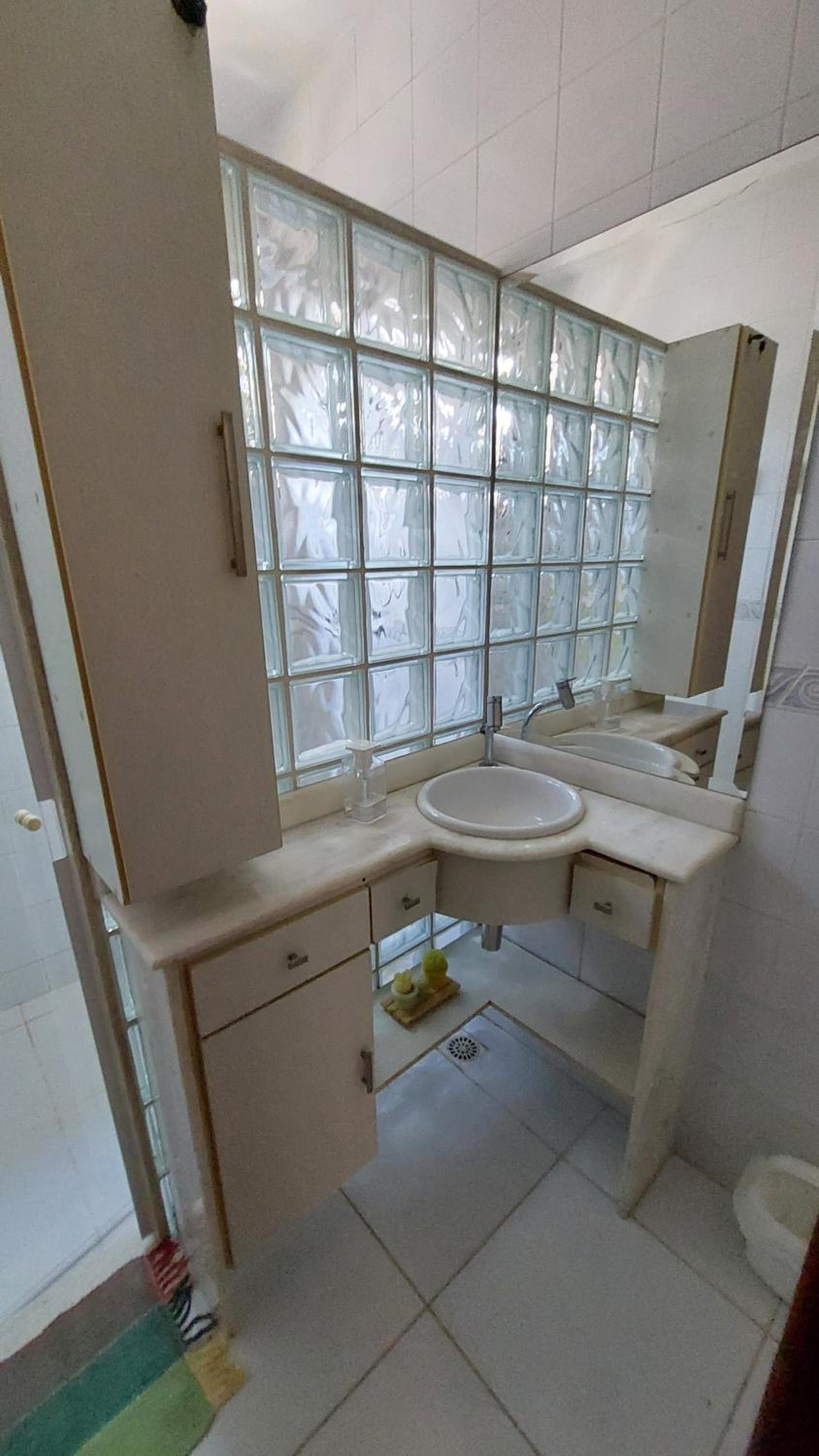Linda Casa no Jardim Mariléa com Área Gourmet e Hidromassagem!
