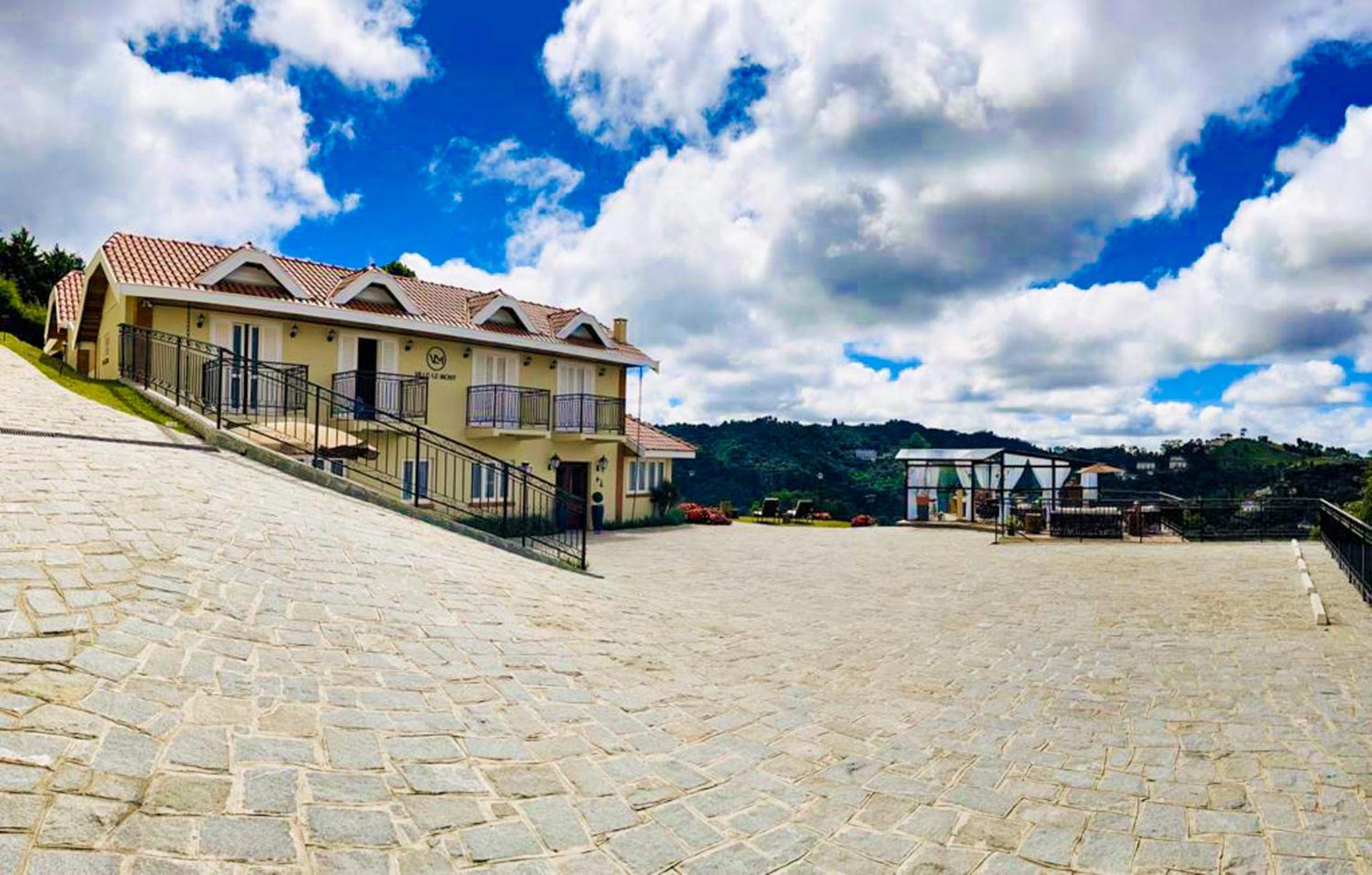 Pousada Ville Le Mont - Campos do Jordao