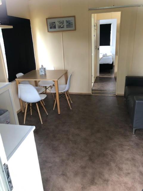 Batemans Bay Holiday Park & Hostel