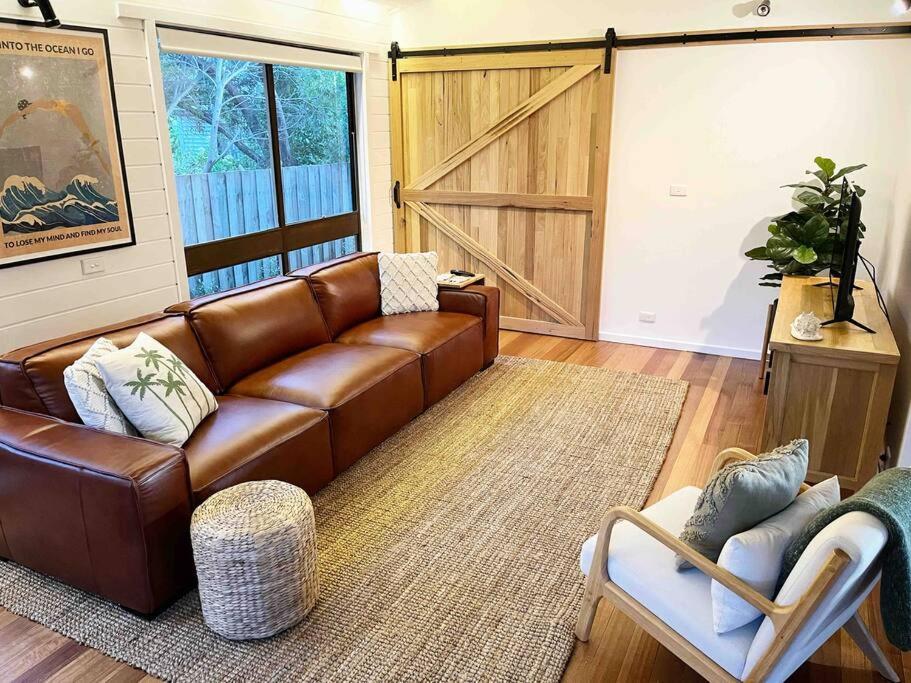 Casa Rossi - coastal gem only 300 metres from the beautiful Red Rocks beach - Cowes, Phillip Island