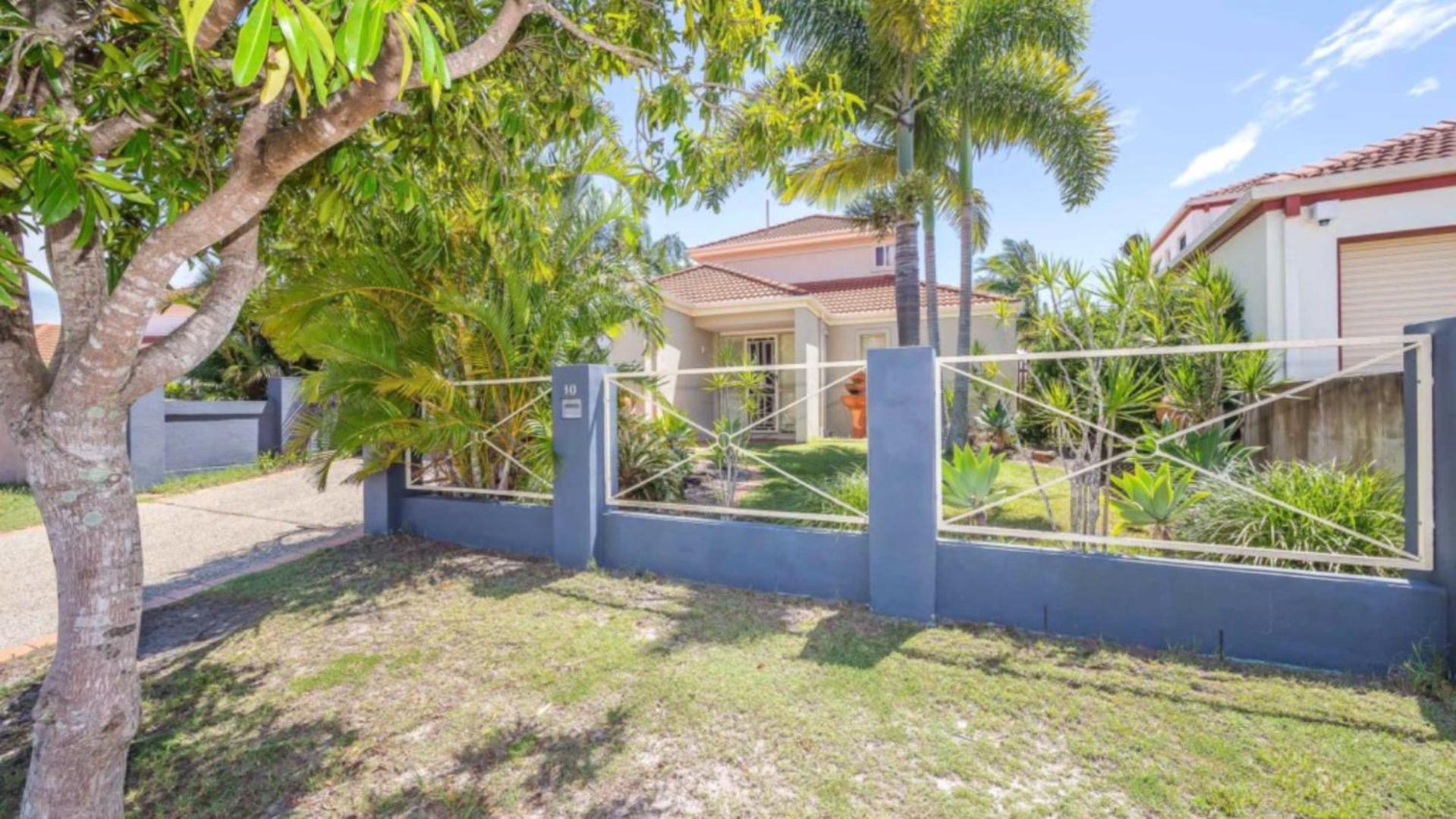 Air Conditioned Pet Friendly Canal Home With Wifi