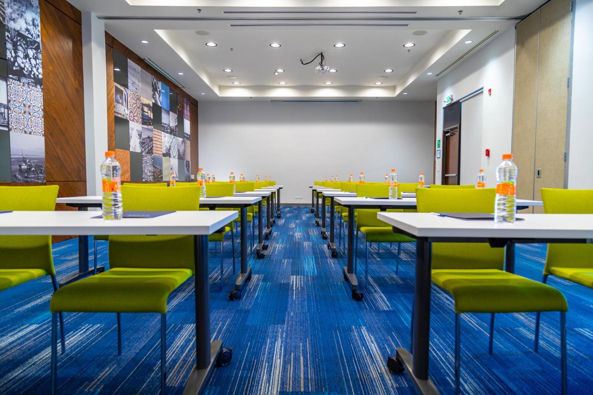 Ensenada Vacations - Holiday Inn Express Suites - Ensenada Centro, an IHG Hotel - Property Image 44