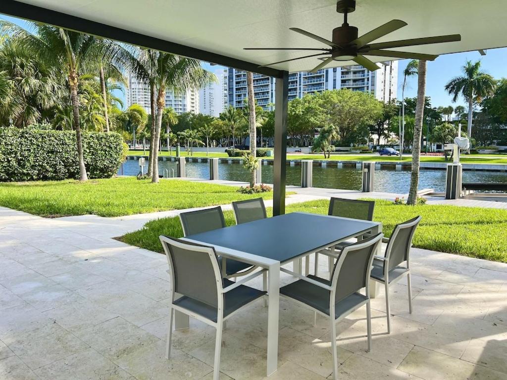 Gorgeous Villa with Amazing Pool view 3