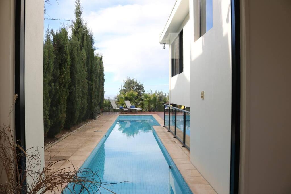 Villa paradiso - 5 bed - beach access - pool