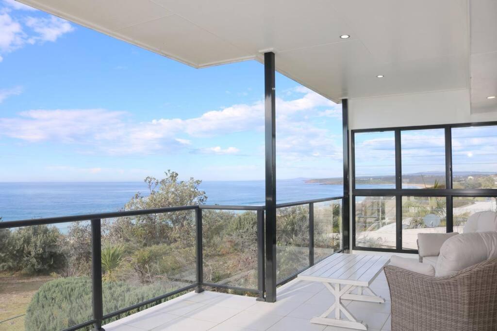 Villa paradiso - 5 bed - beach access - pool
