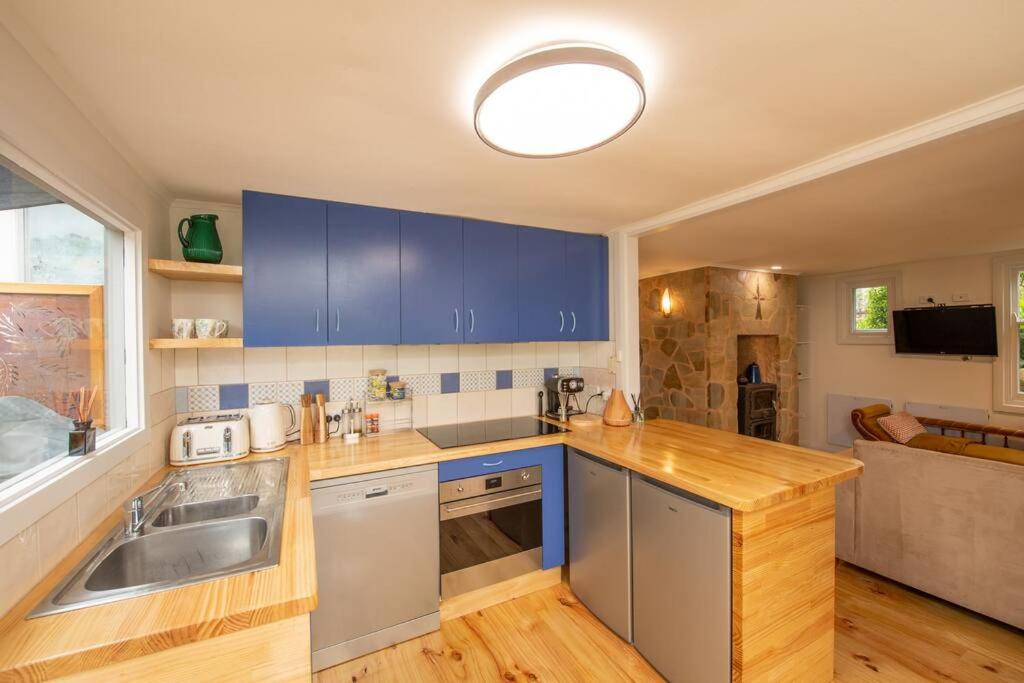 Delphi, Adelaide Hills Garden BnB