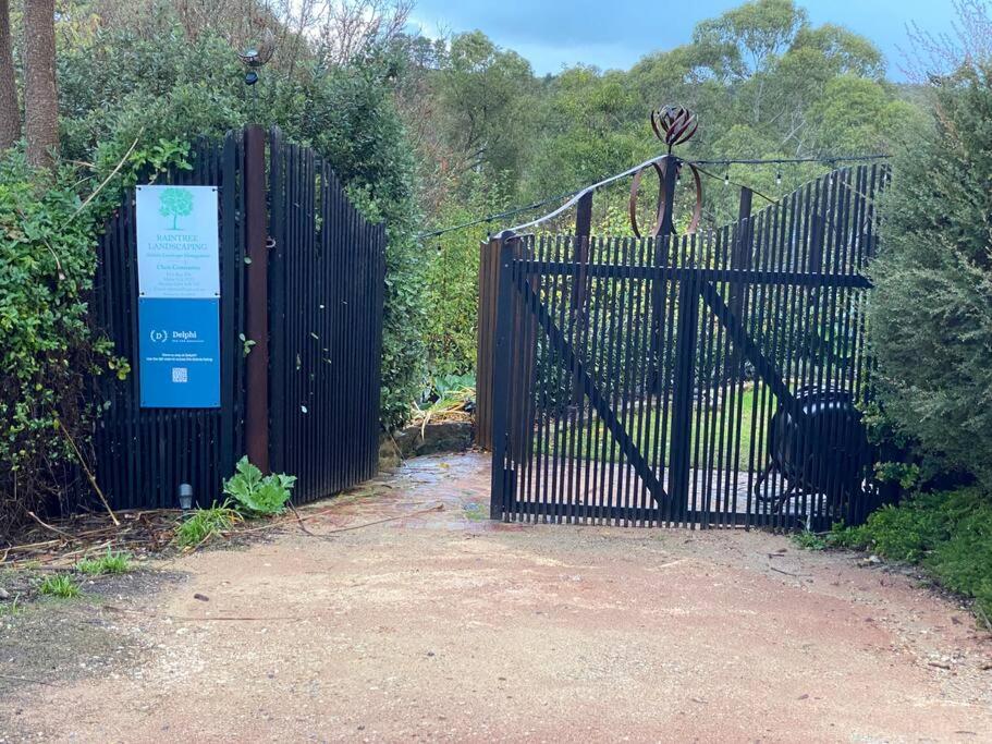 Delphi, Adelaide Hills Garden BnB