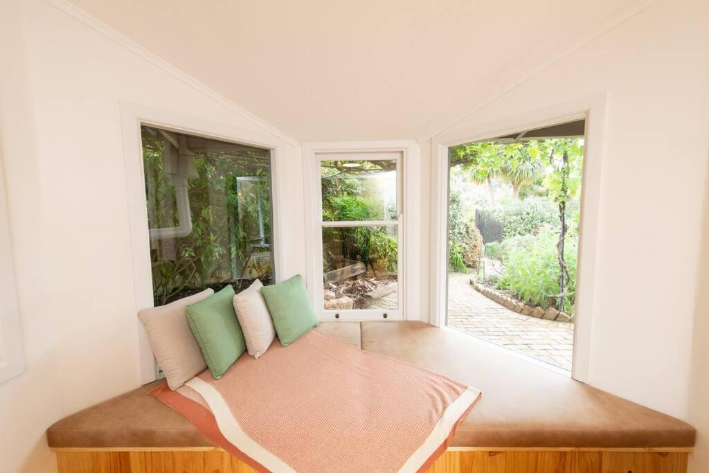 Delphi, Adelaide Hills Garden BnB