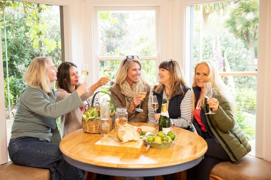 Delphi, Adelaide Hills Garden BnB