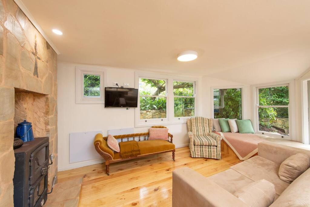 Delphi, Adelaide Hills Garden BnB