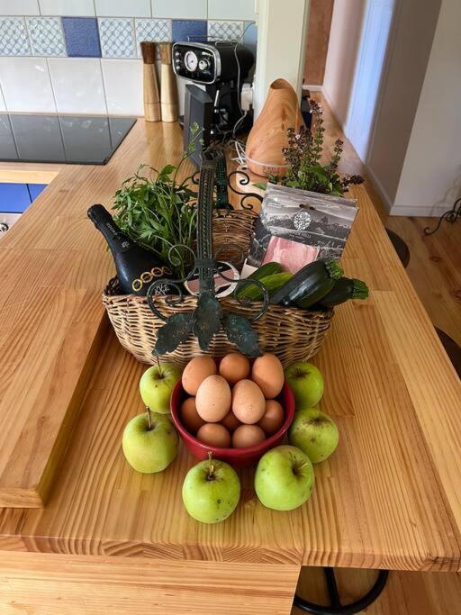 Delphi, Adelaide Hills Garden BnB