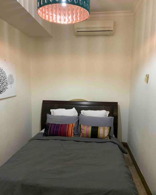 Charming apartment with Netflix at PWTC