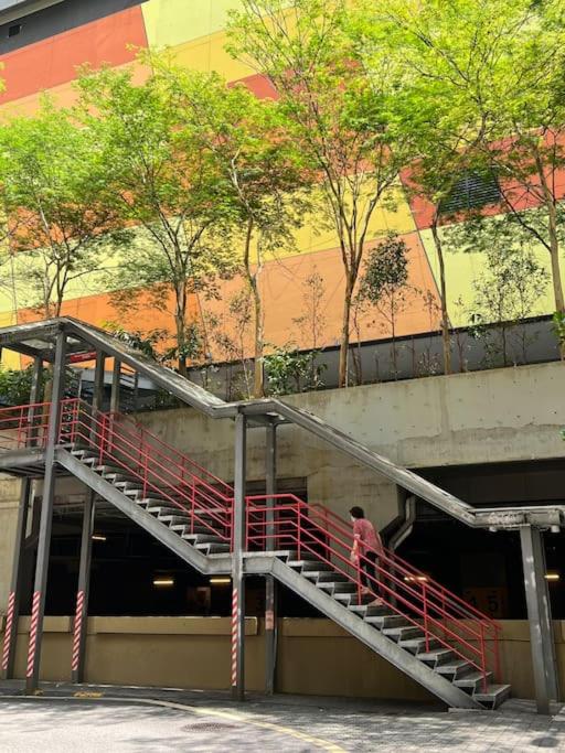 Charming apartment with Netflix at PWTC