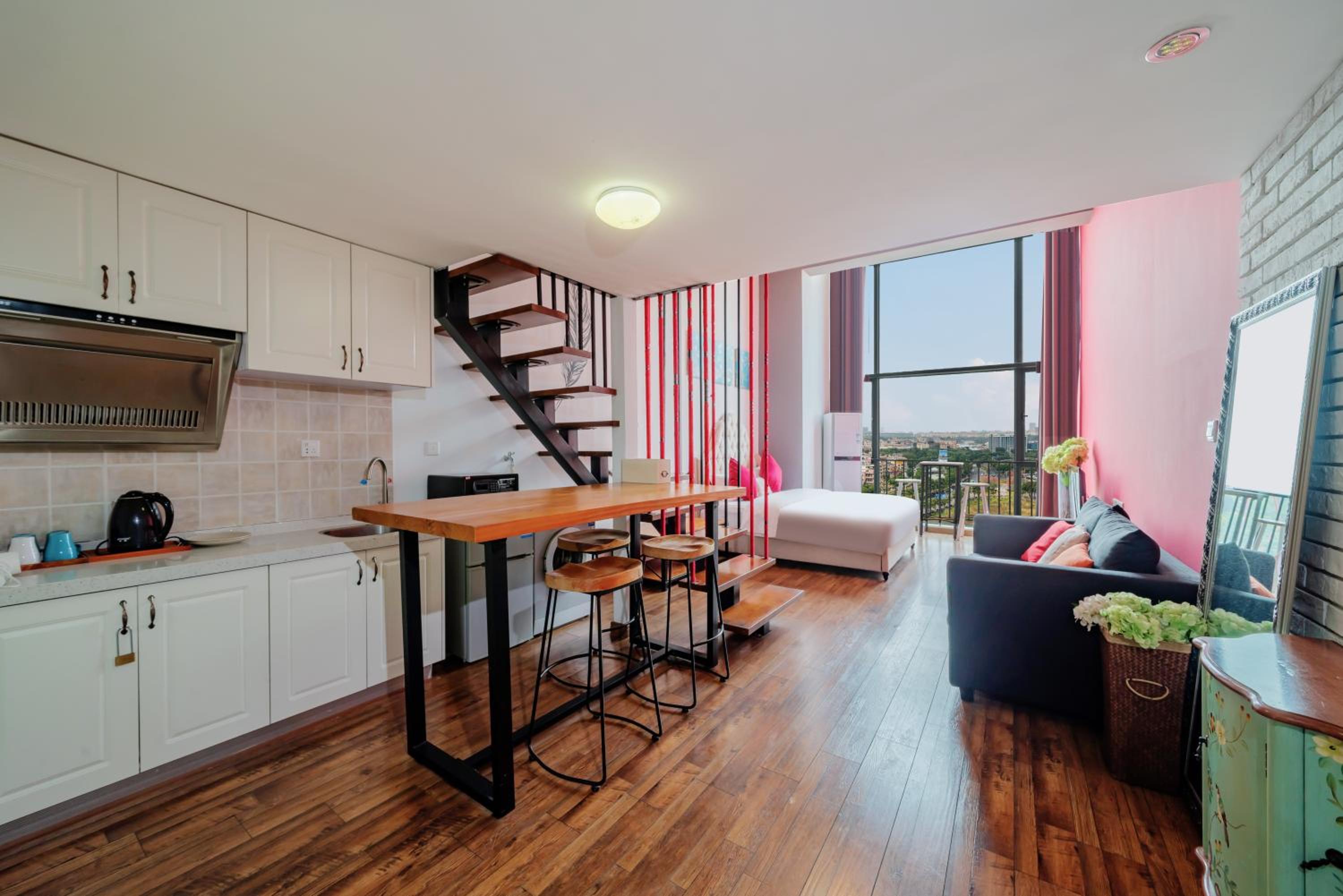 April Fair Duplex Apartment Guagnzhou South Railway Station Min Jie Branch