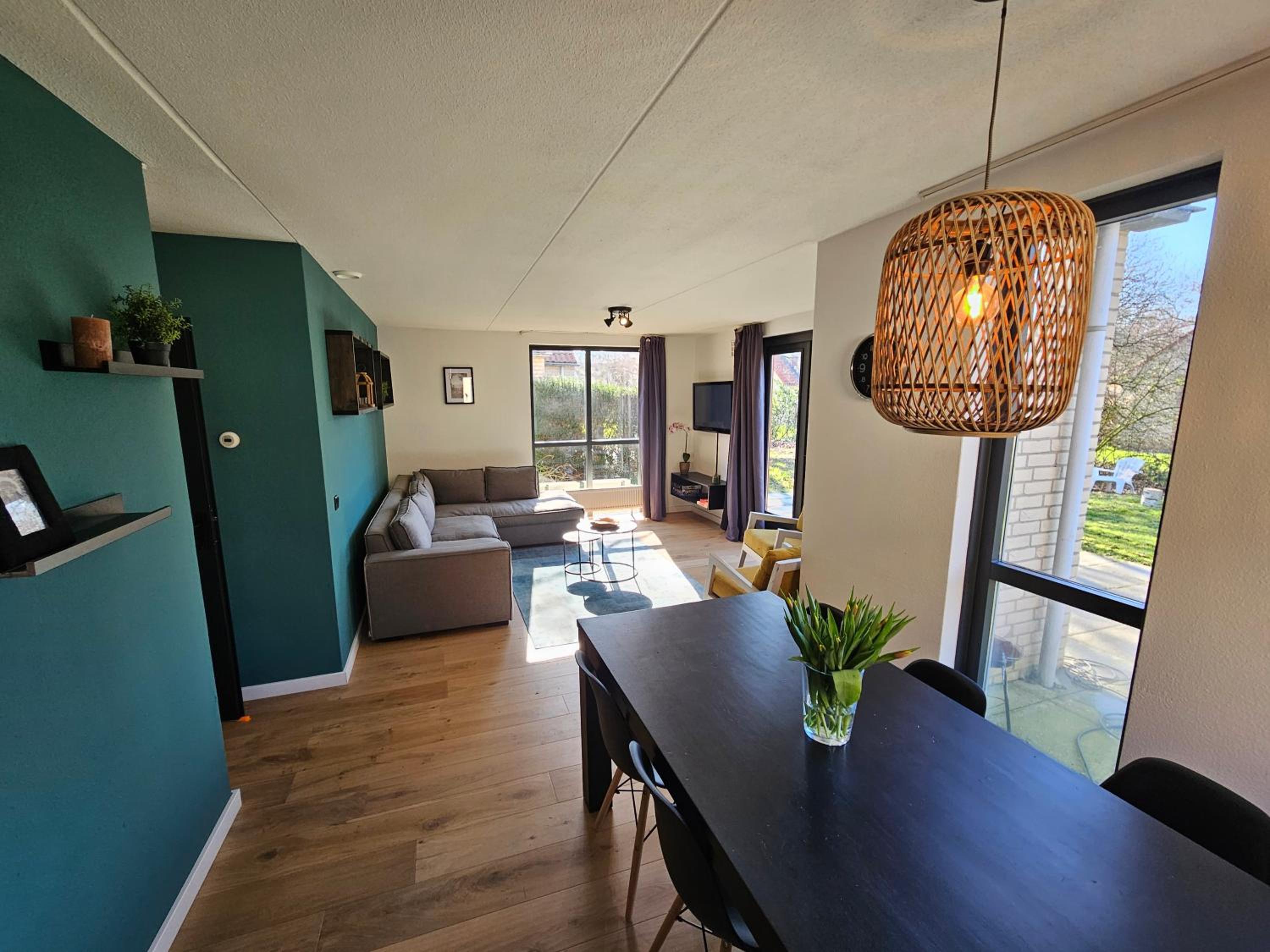 7 person House with garden, firepit, optional whirlpool, hammock, child friendly, slide, swimming lake and great coffee view 4