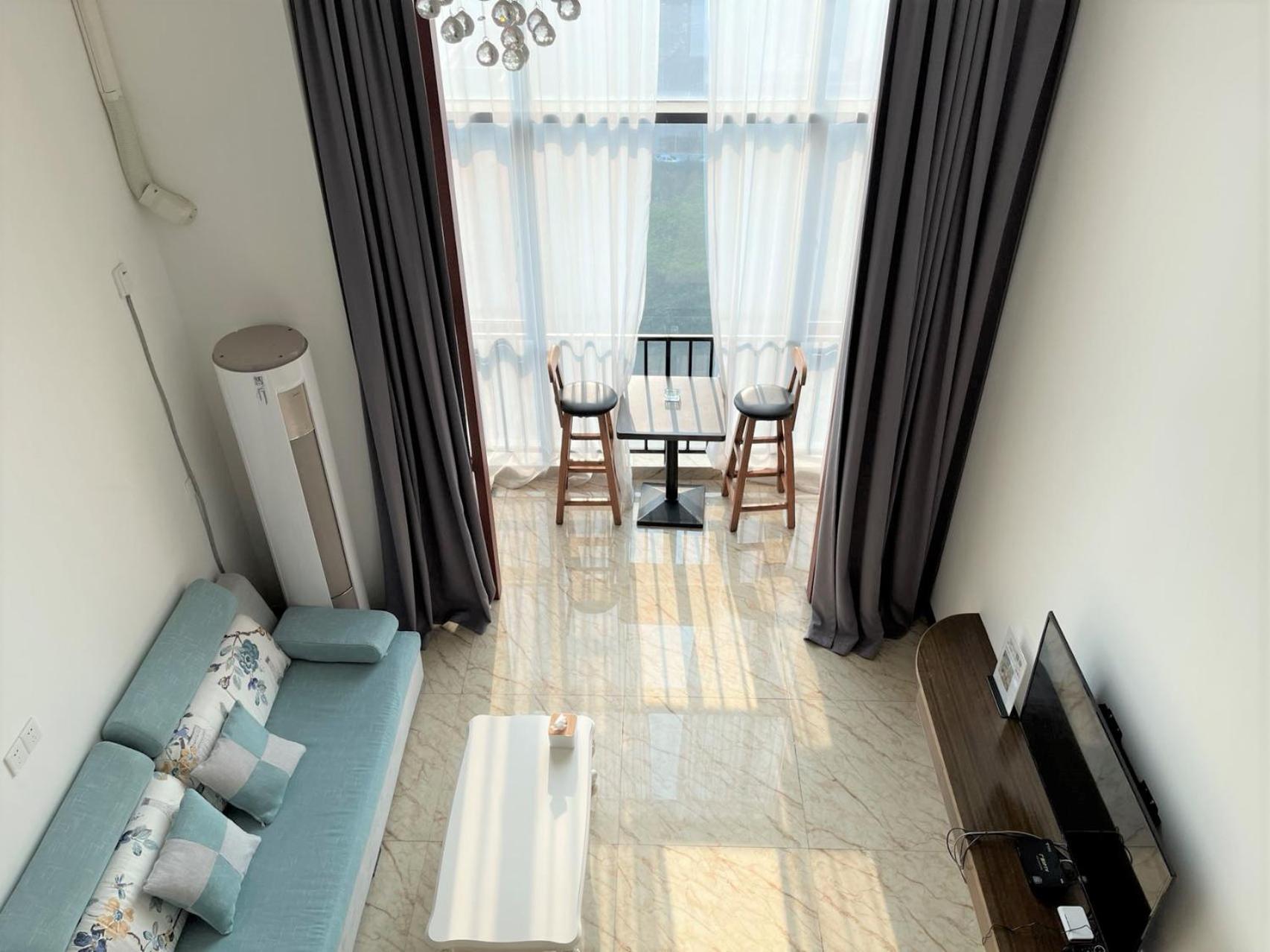 April Fair Duplex Apartment Guagnzhou South Railway Station Min Jie Branch