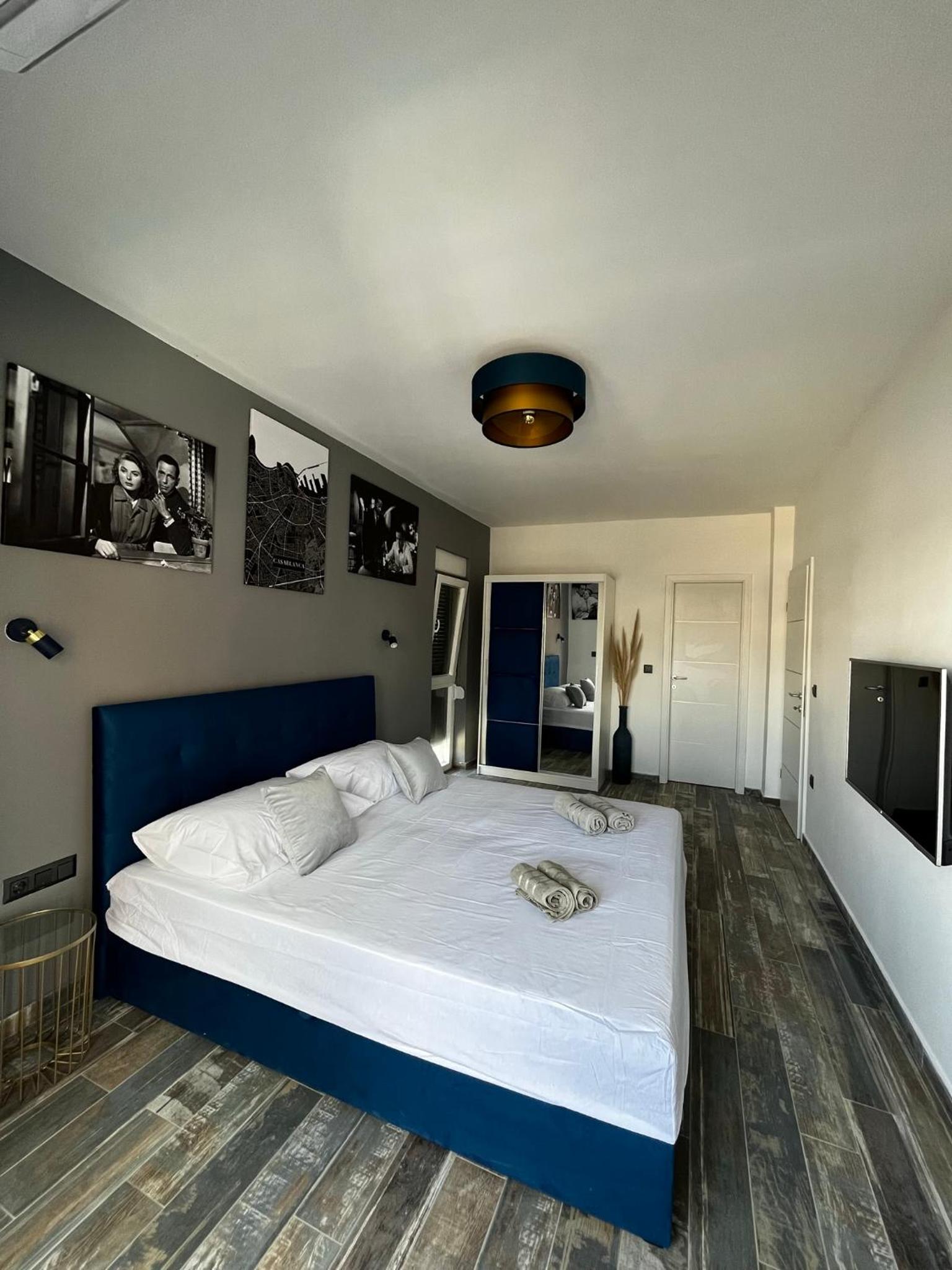 LuxVilla AURORA