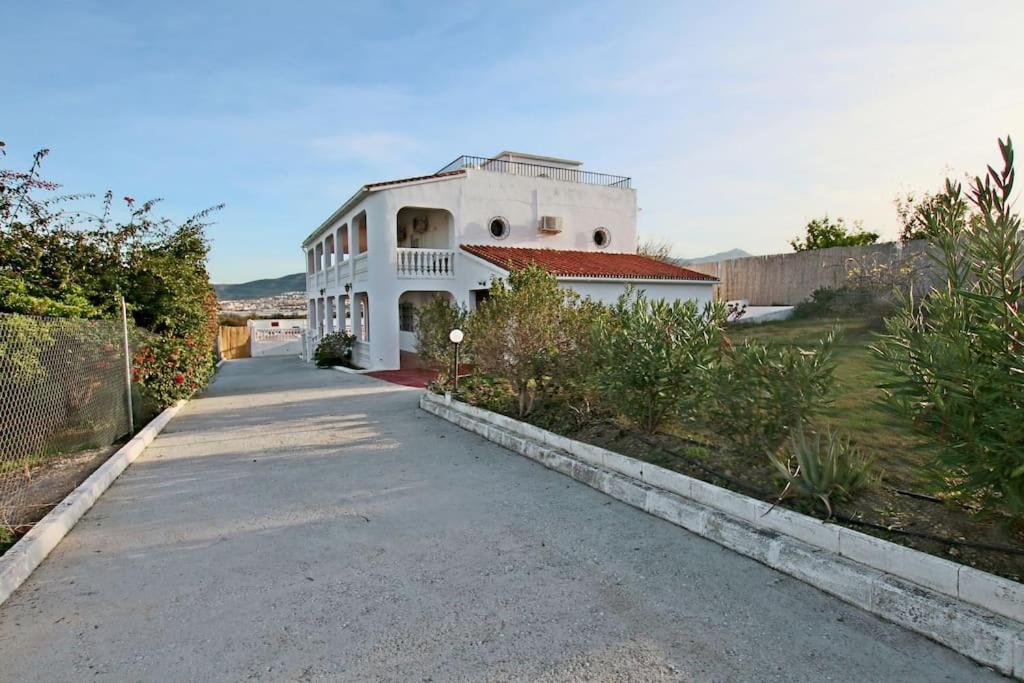 Ayma Villa Shabilla