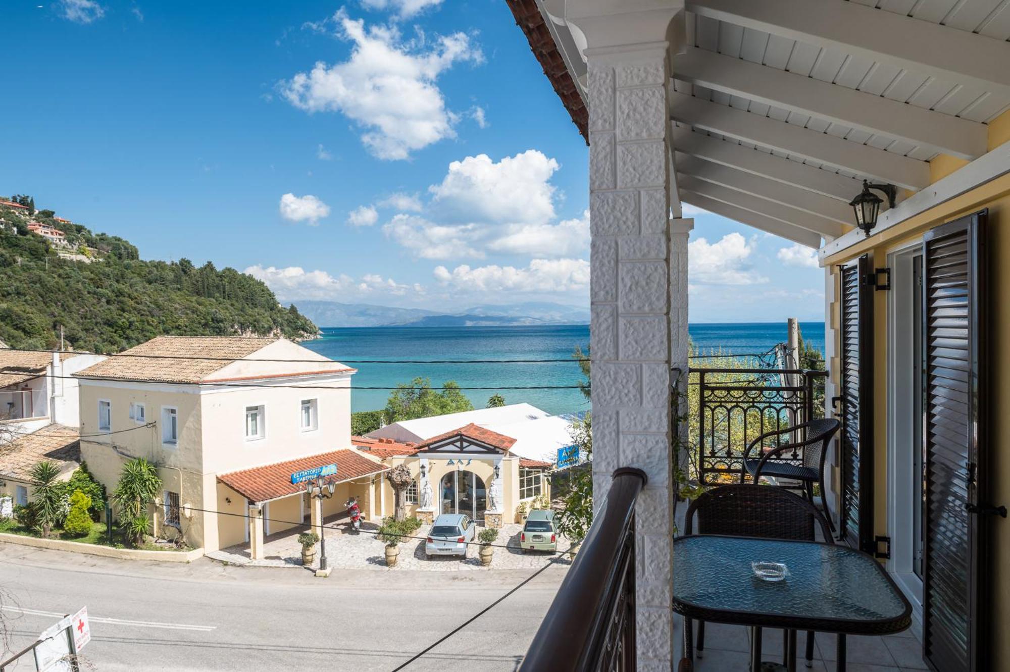 Hotel The Seaview Corner Apartments by Konnect, Ipsos Corfu - Image 1