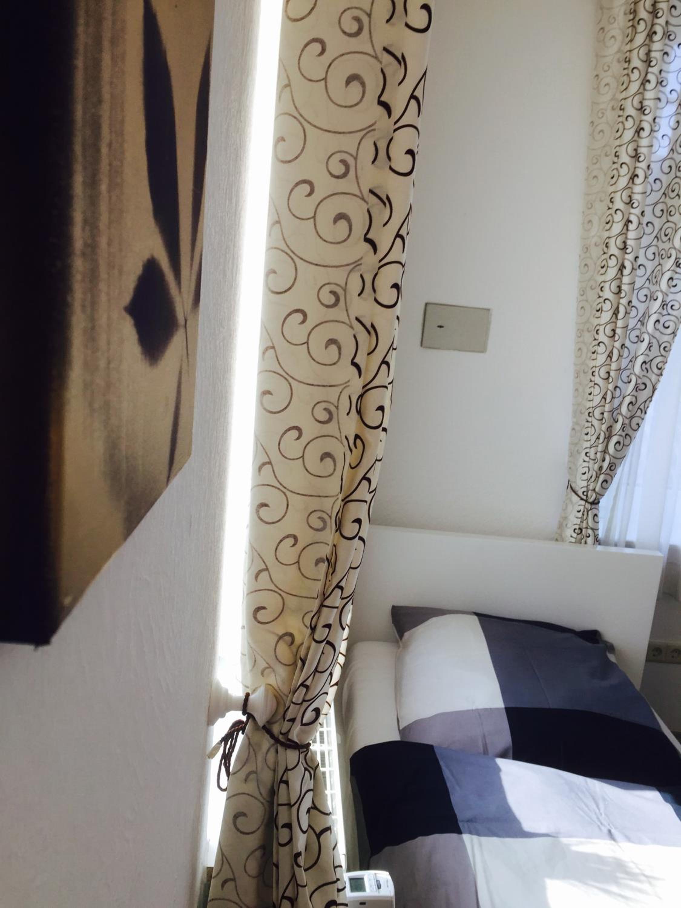Rael-Boardinghouse