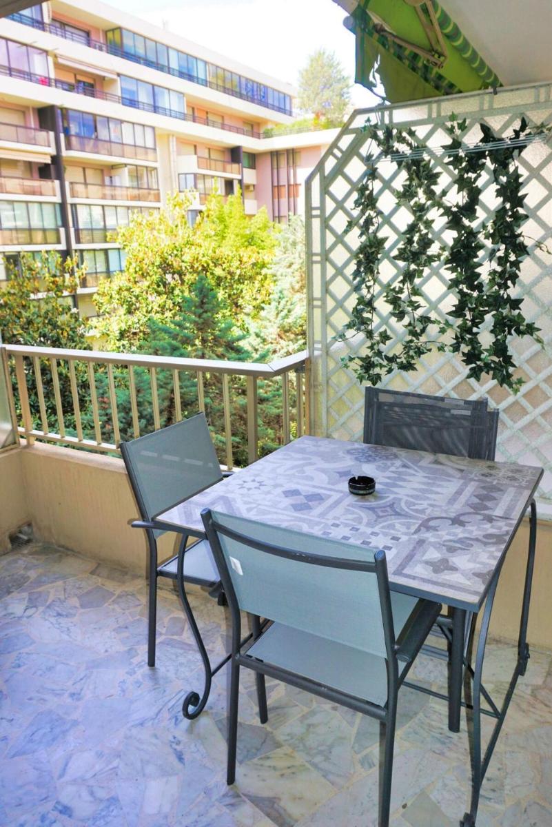 Studio Cannes center next to Croisette and rue d'Antibes photo 3
