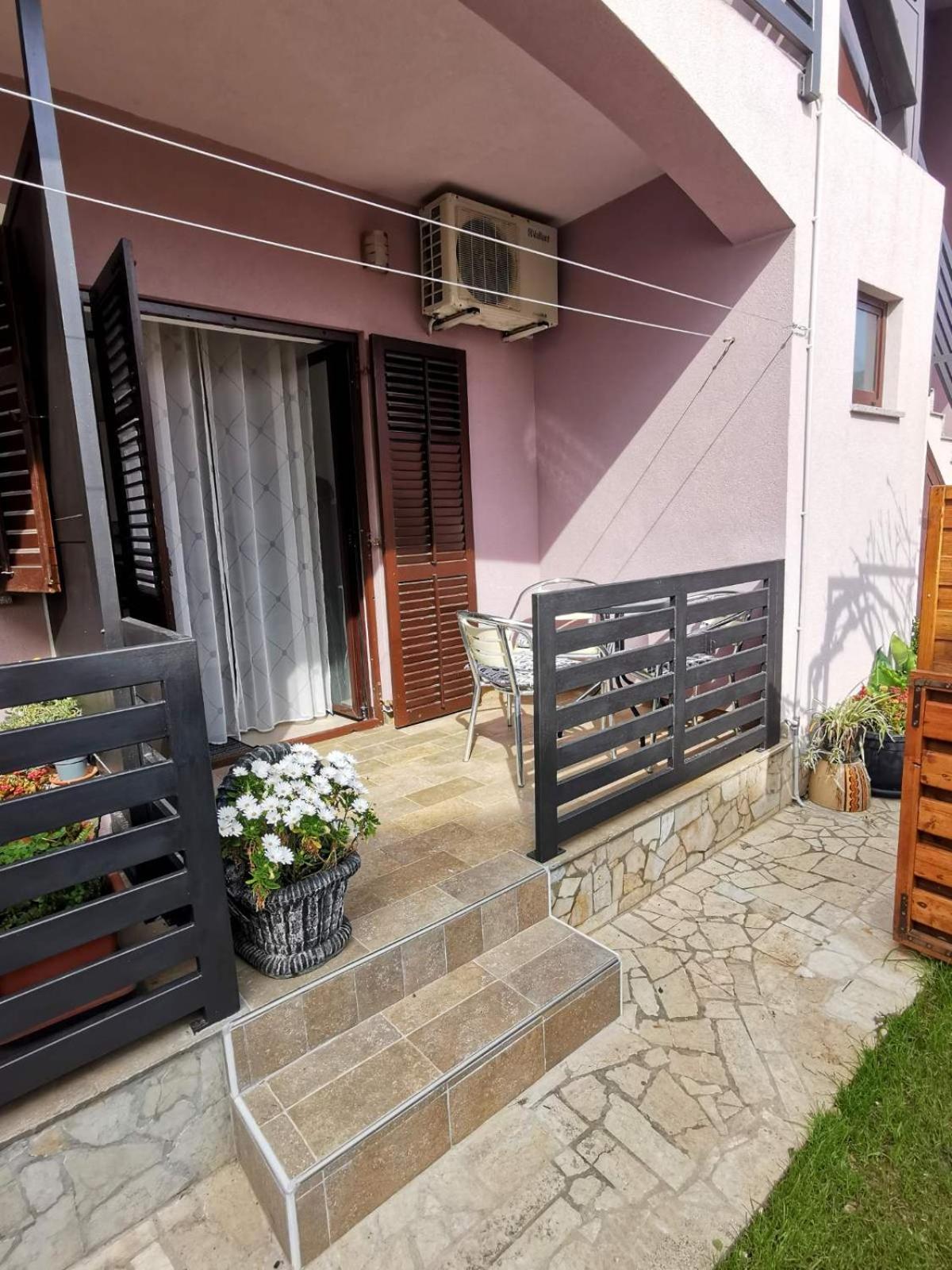 Apartman Lana view 3