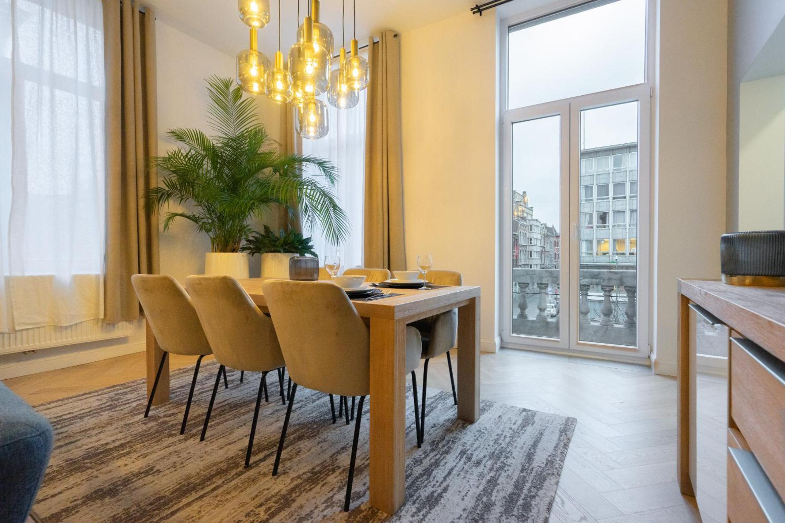 The 99, Appartement sauna & parking