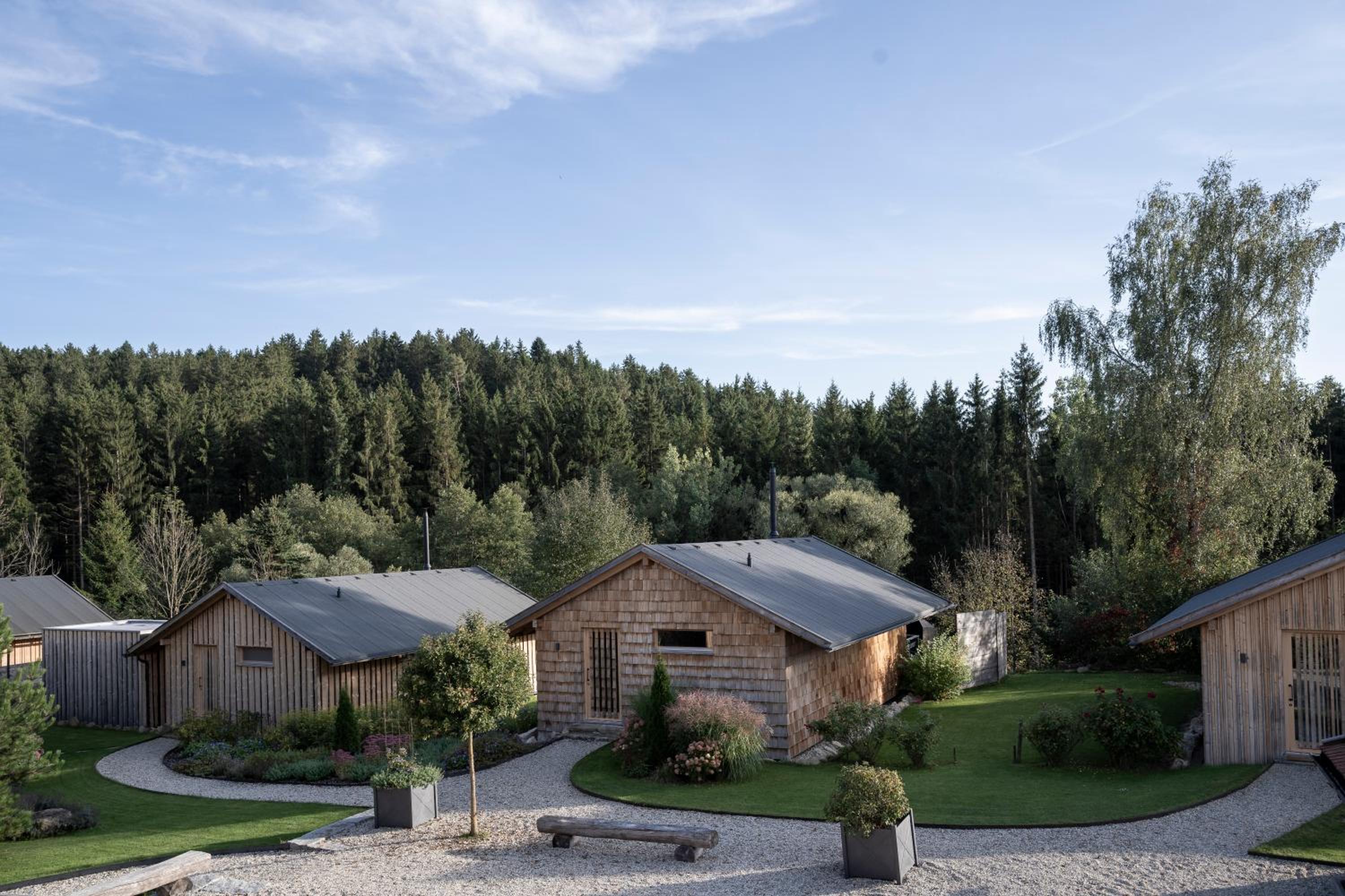 Forstgut - Premium Waldchalets und Lodge Suiten