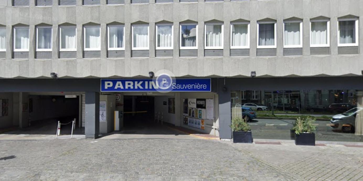 The 99, Appartement sauna & parking