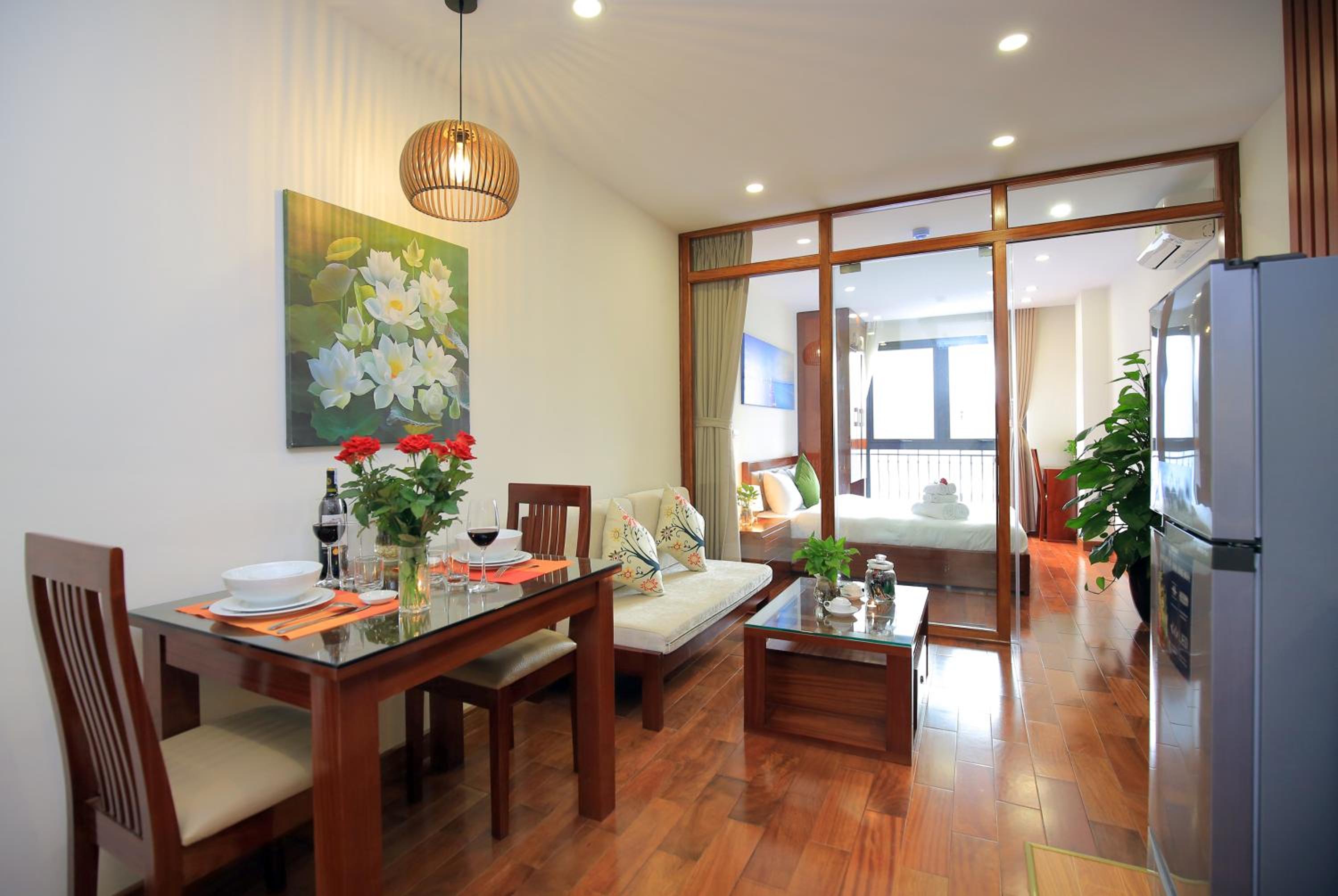 NINE HOUSING 12 Dao Tan