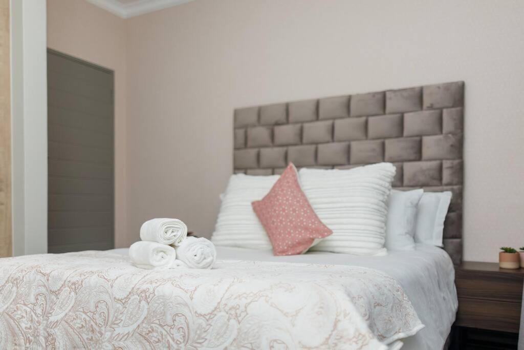 Fore's Luxurious Home view 5