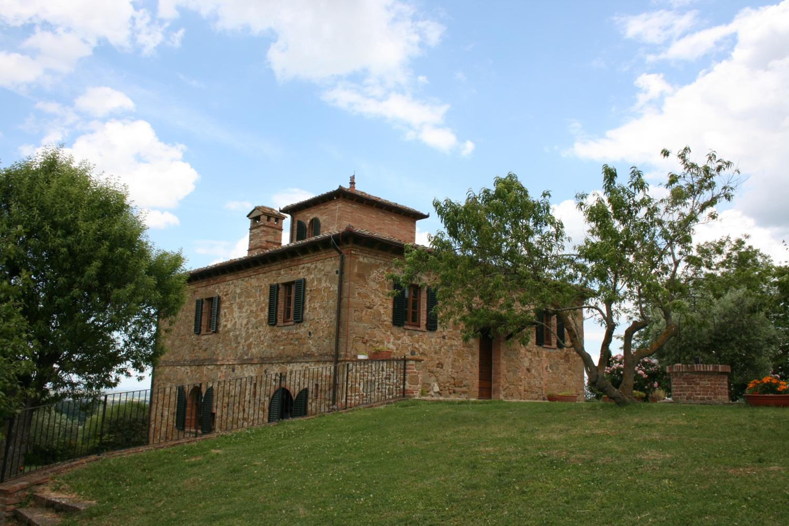Photo 8
