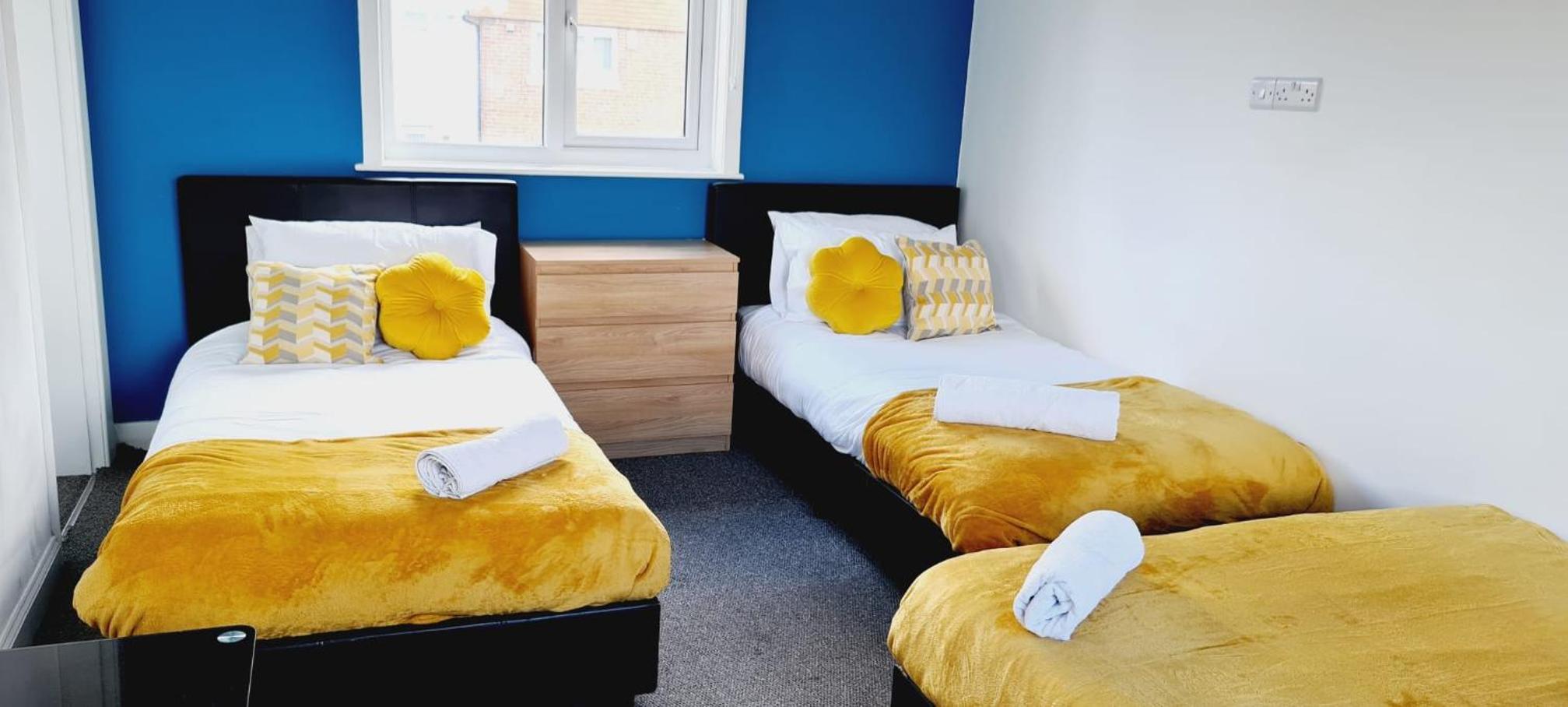 Browning House Bedrooms I Long or Short Stay I Special Rate Available
