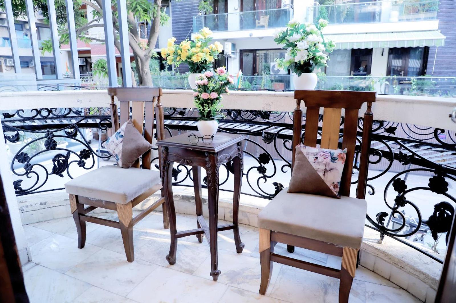 Fortune Home Service Apartment 1BHK, D-198 Near Max Hospital view 5