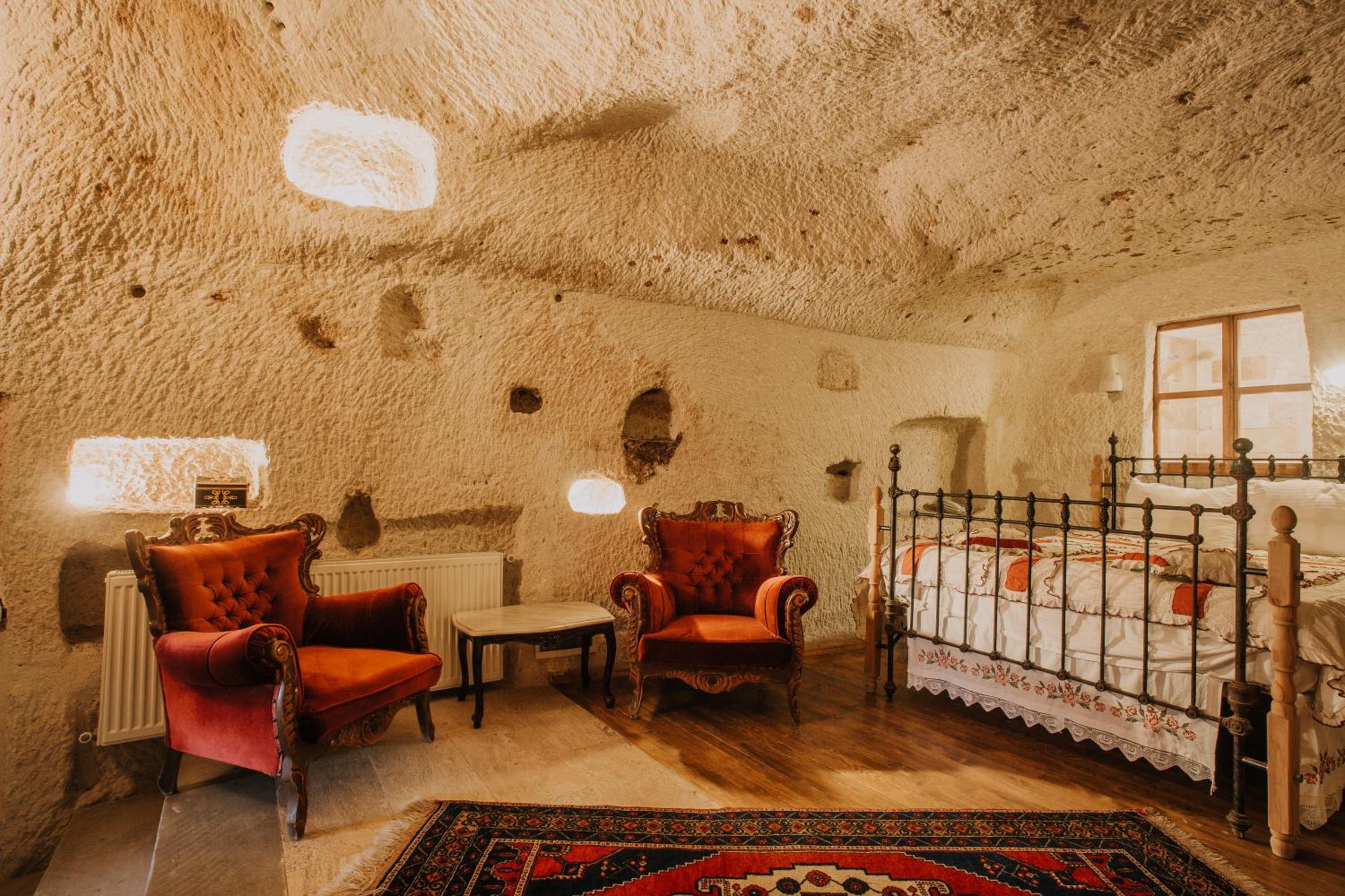 Village Cave House Hotel - Image 32